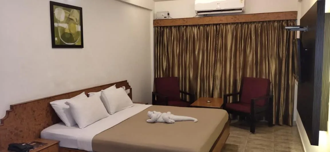 Bedroom, Bed in Hotel Sri Ram Residency