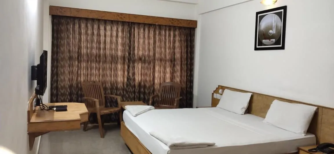 Bedroom, Bed in Hotel Sri Ram Residency