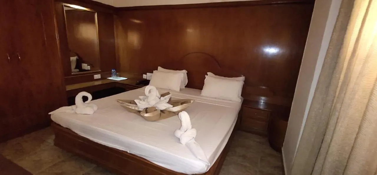 Bedroom, Bed in Hotel Sri Ram Residency