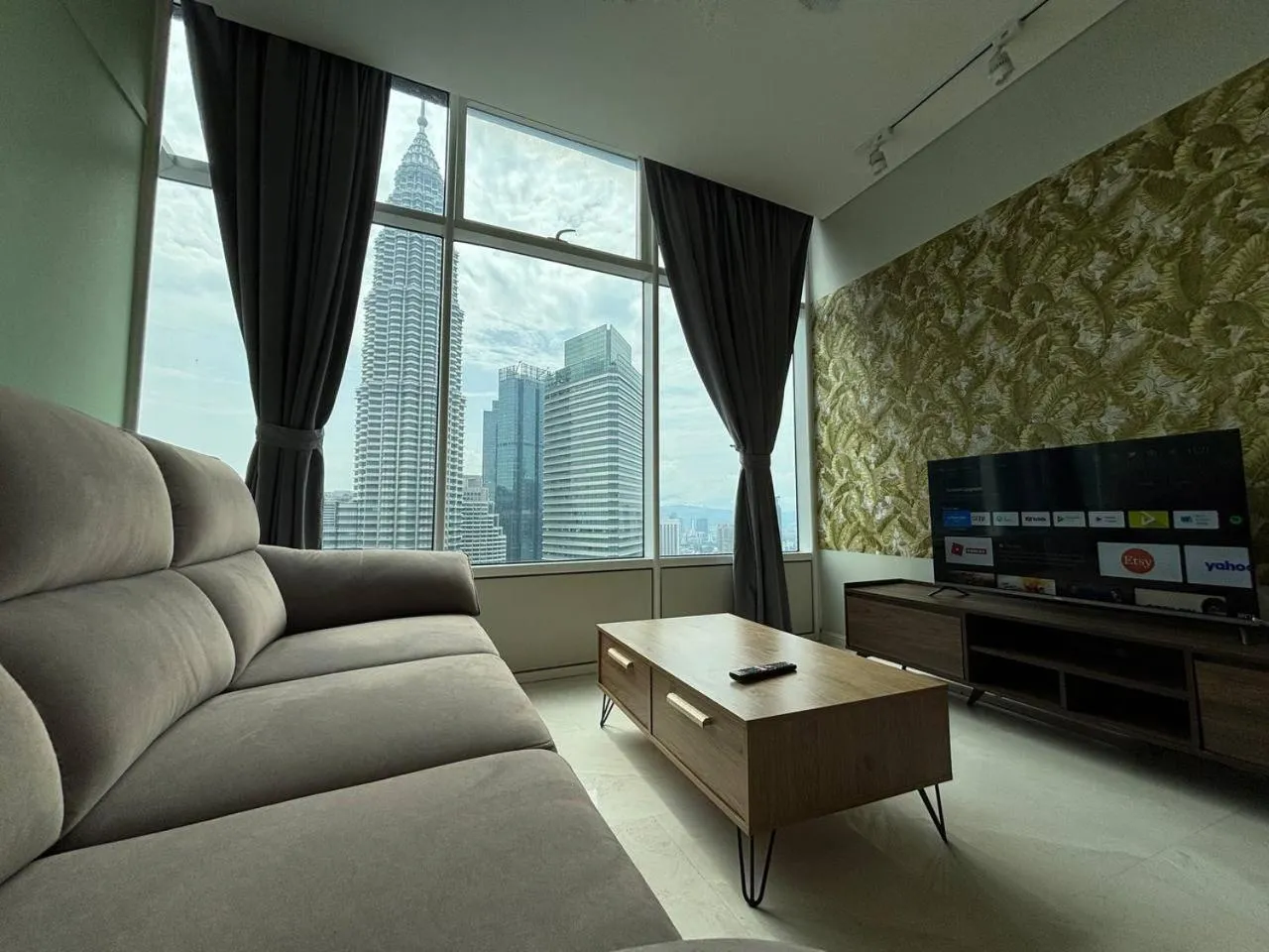 Sky Suites KLCC by Easy Nap