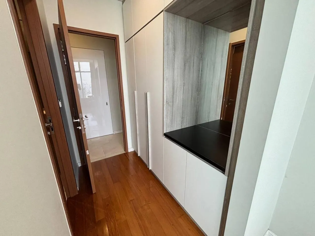 Sky Suites KLCC by Easy Nap