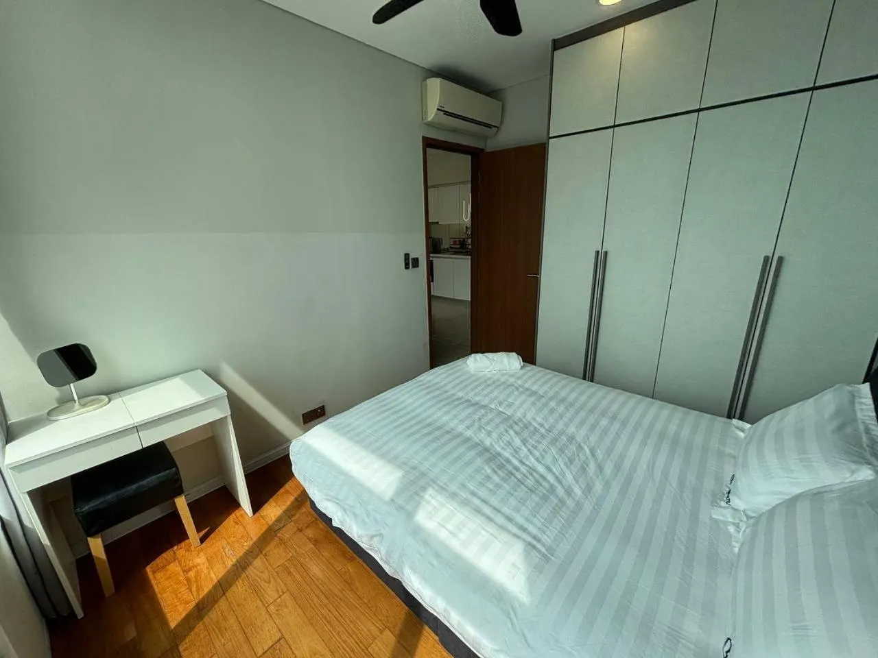 Bed in Sky Suites KLCC by Easy Nap