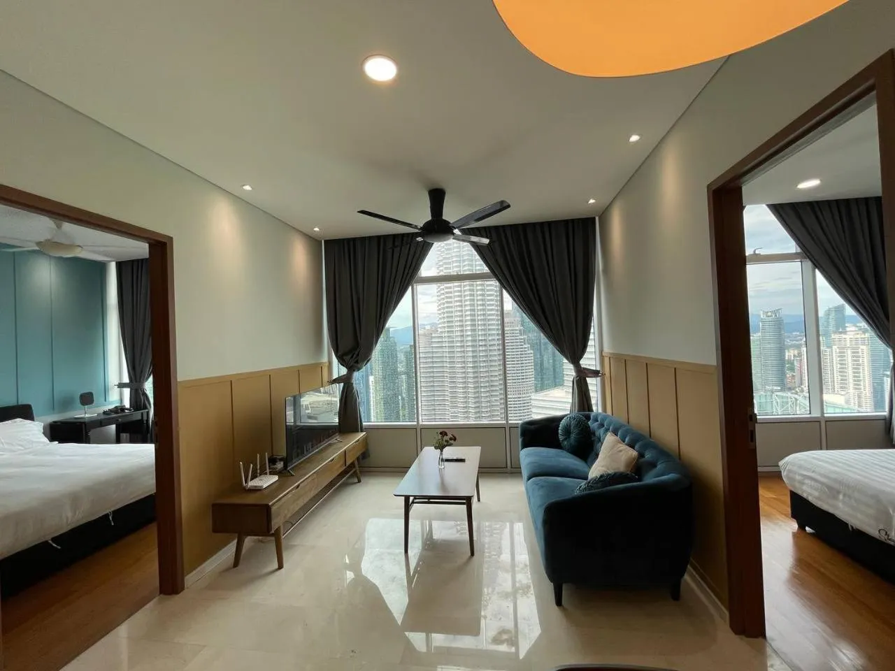 Bed in Sky Suites KLCC by Easy Nap