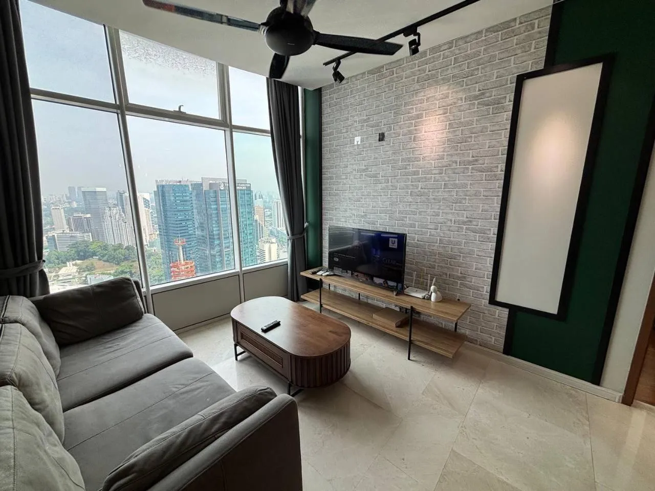 Sky Suites KLCC by Easy Nap