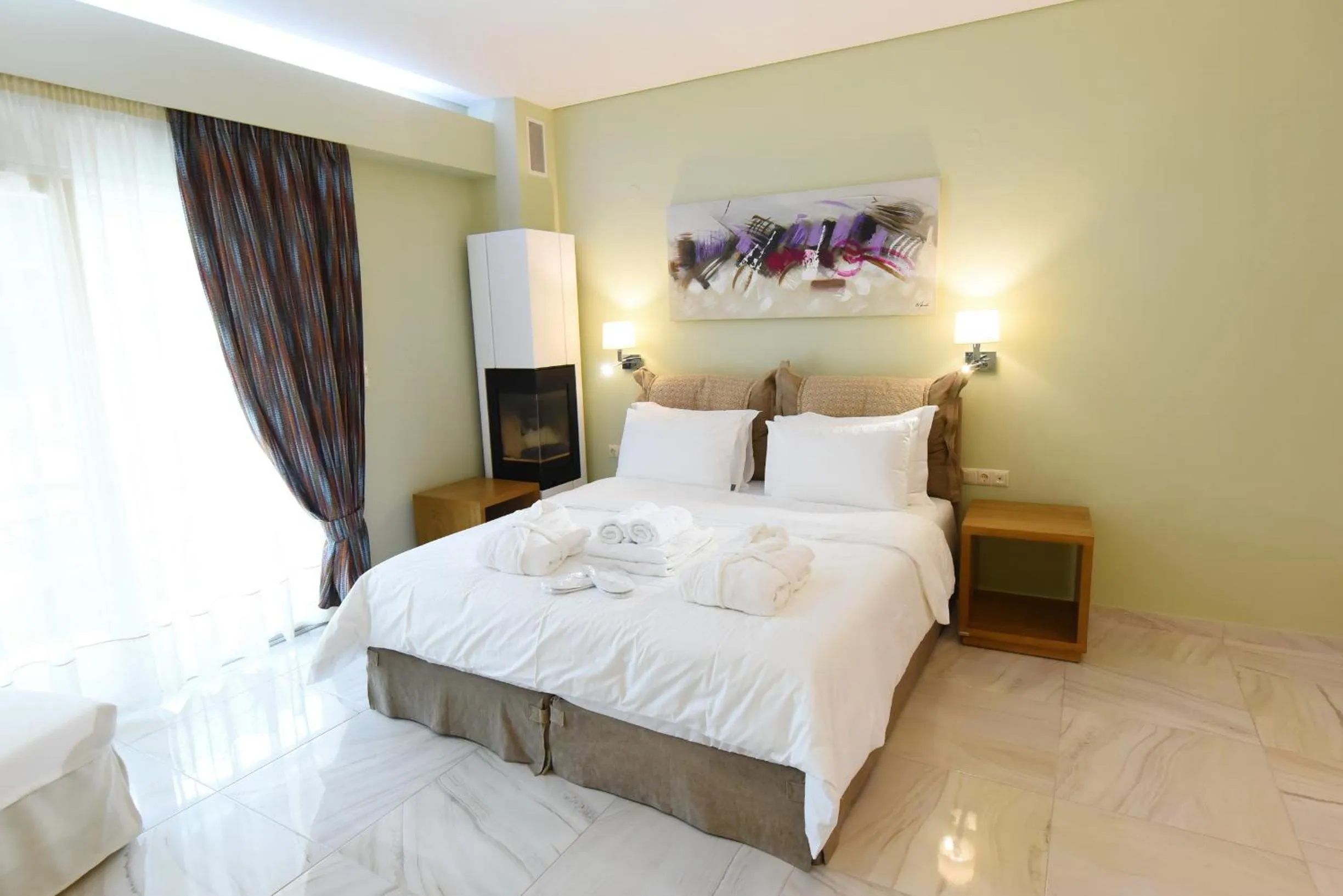 Day, Bed in Edem Luxury Apartments