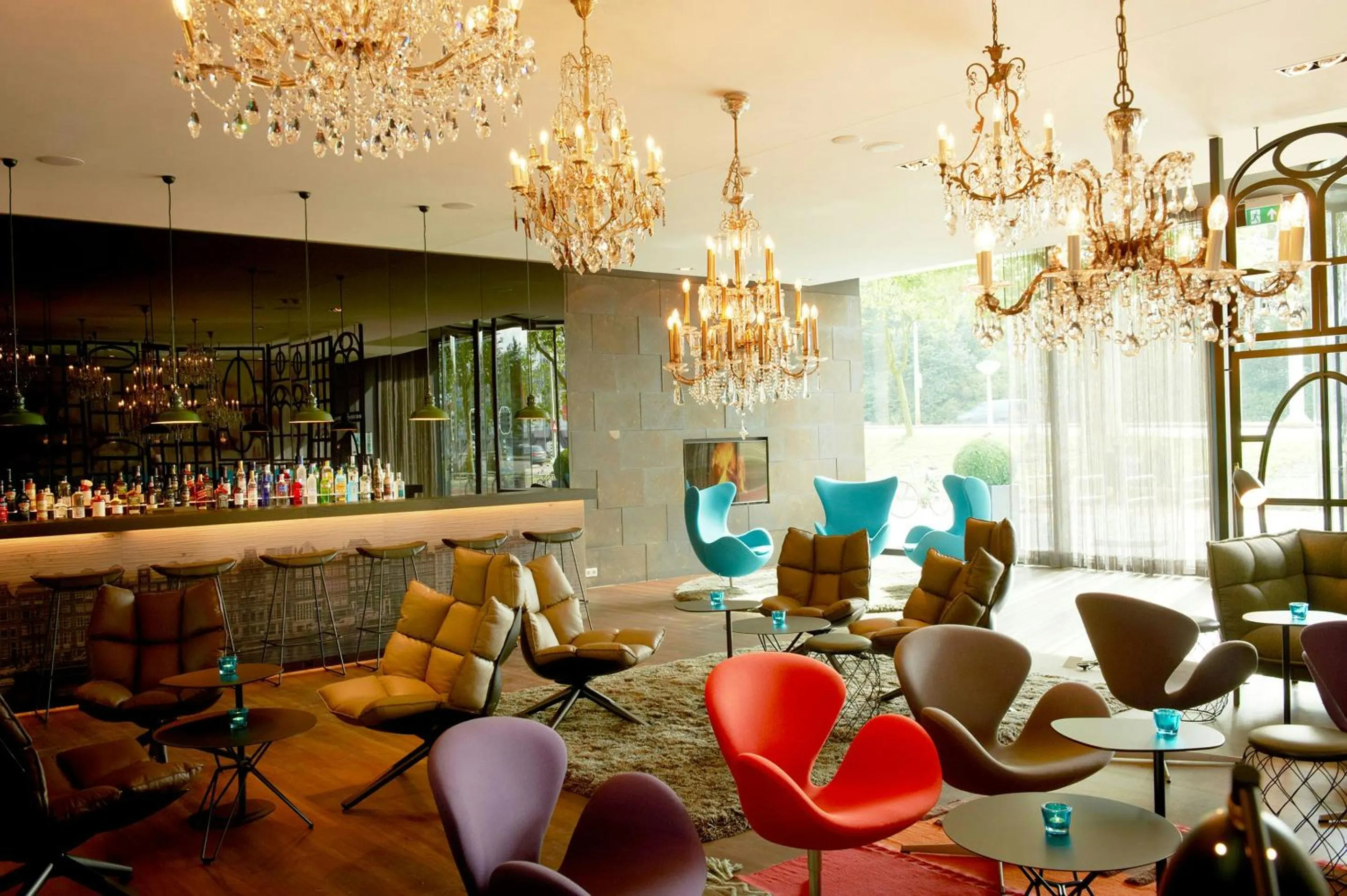 Lounge or bar in Motel One Amsterdam