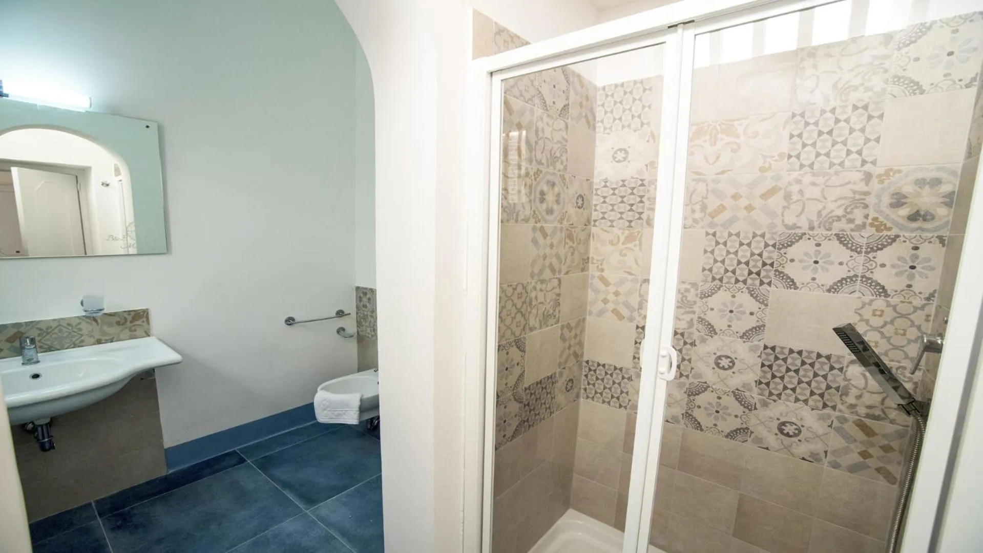 Bathroom in B&B Mareggiata