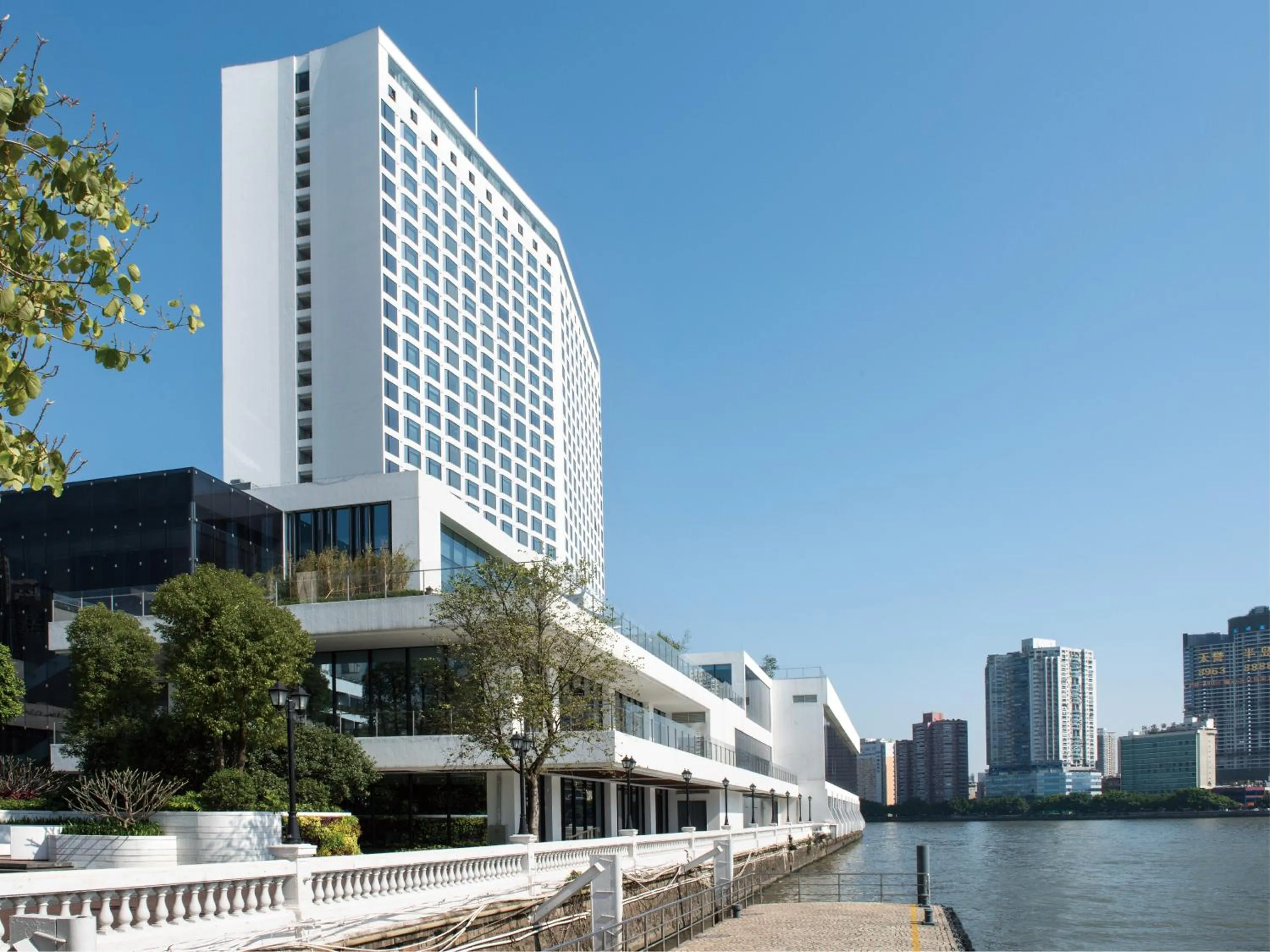 Property building in White Swan Hotel