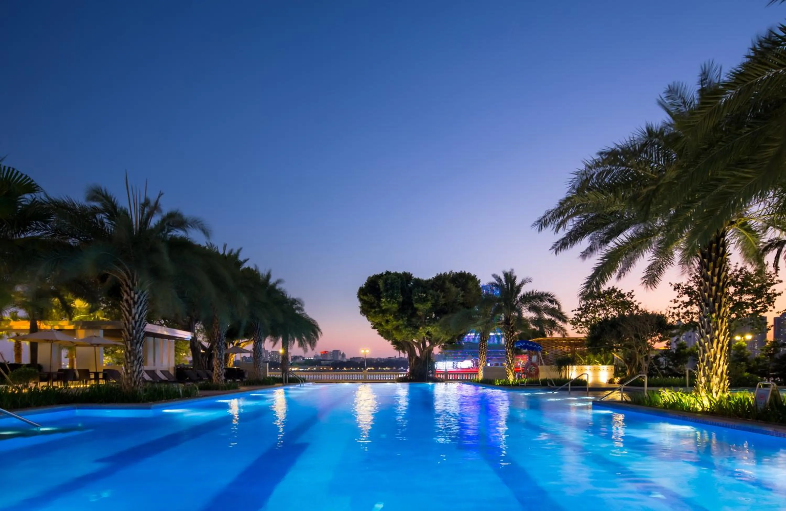 Open Air Bath in White Swan Hotel