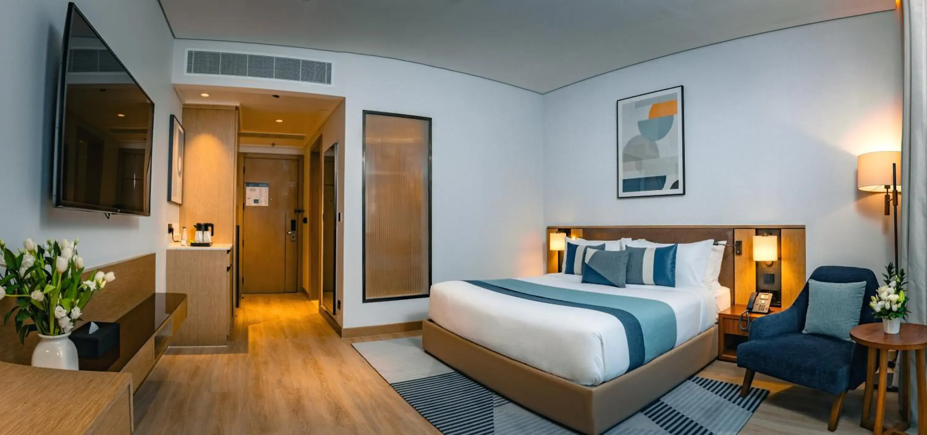 Superior King Room in First Grand Hotel Superior King Room in First Grand Hotel