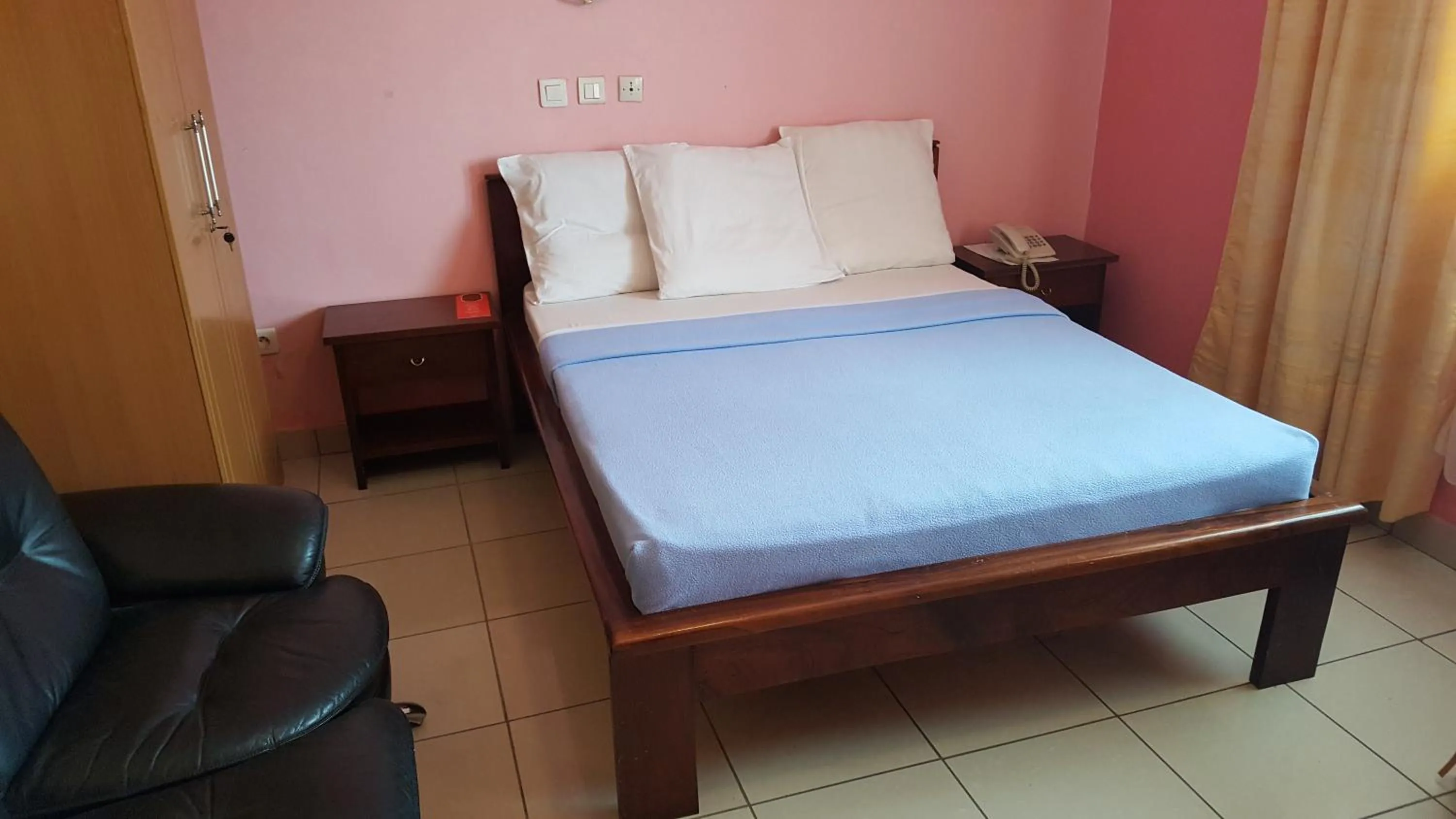 Bed in Résidence Saint-Jacques Brazzaville