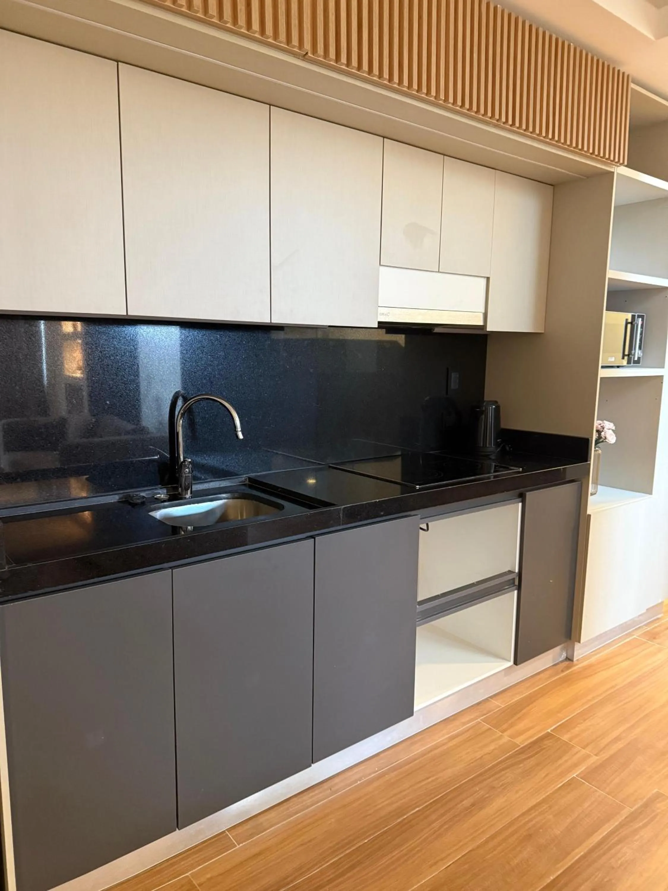 Ramada Suites by Wyndham Asuncion Aeropuerto