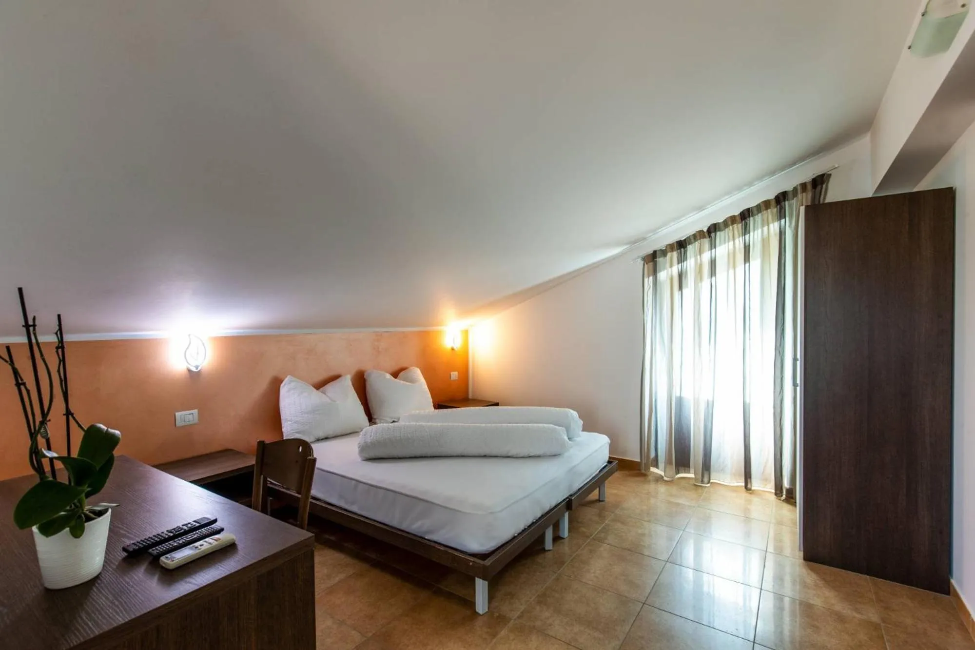 Bed in Villa Ginevra Resort Agrituristico