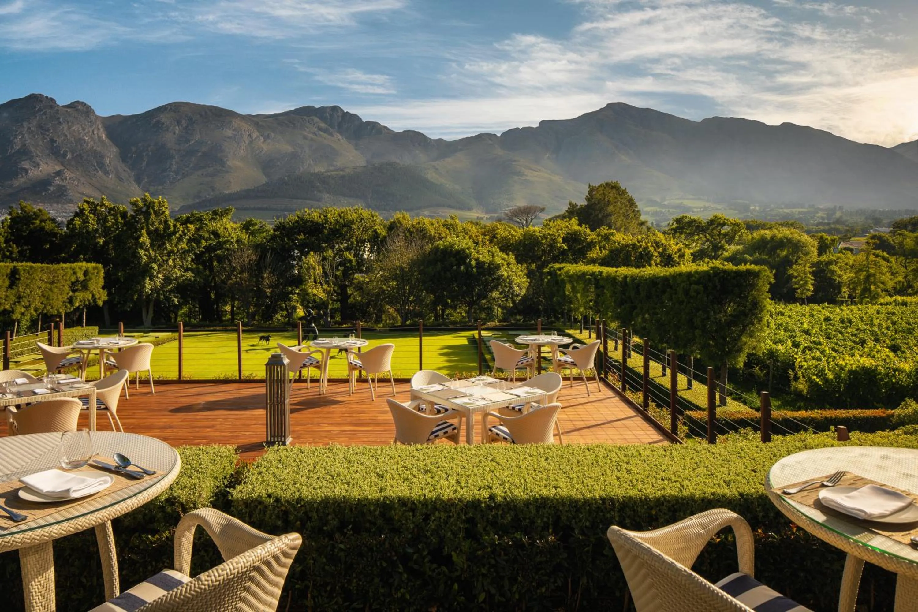 Restaurant/places to eat in Leeu Estates