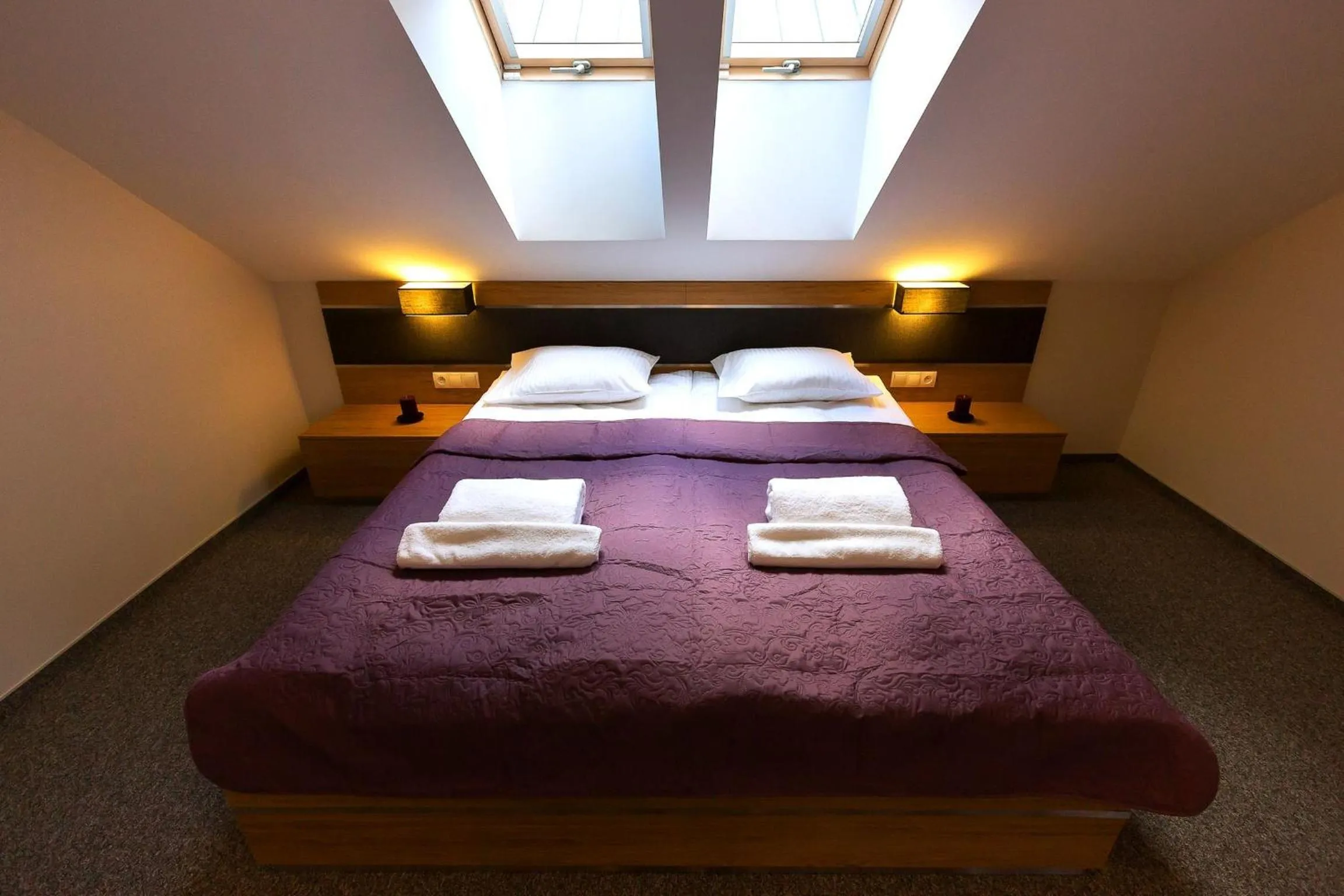 Bedroom, Bed in Hotel KARO