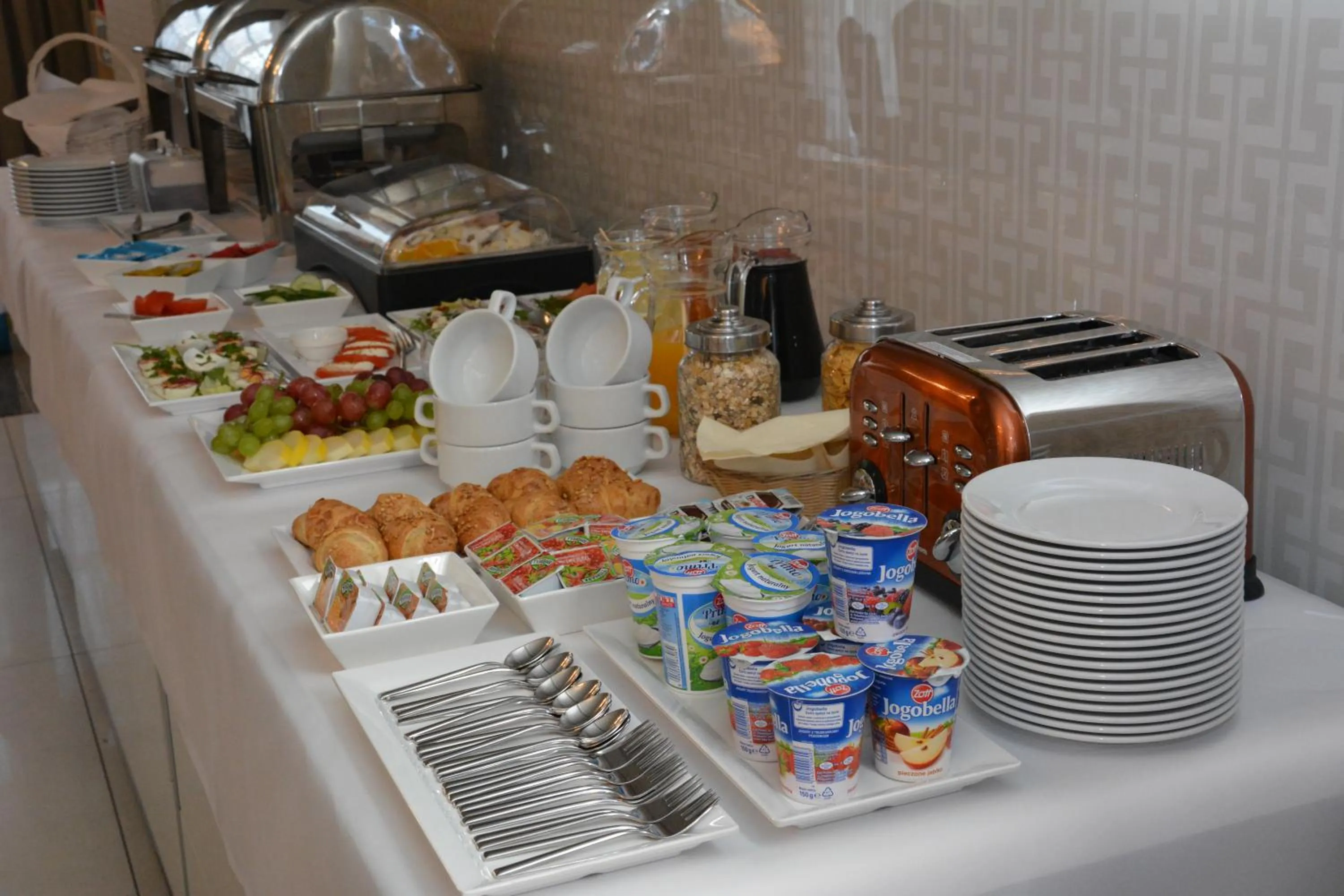 Buffet breakfast in Hotel KARO