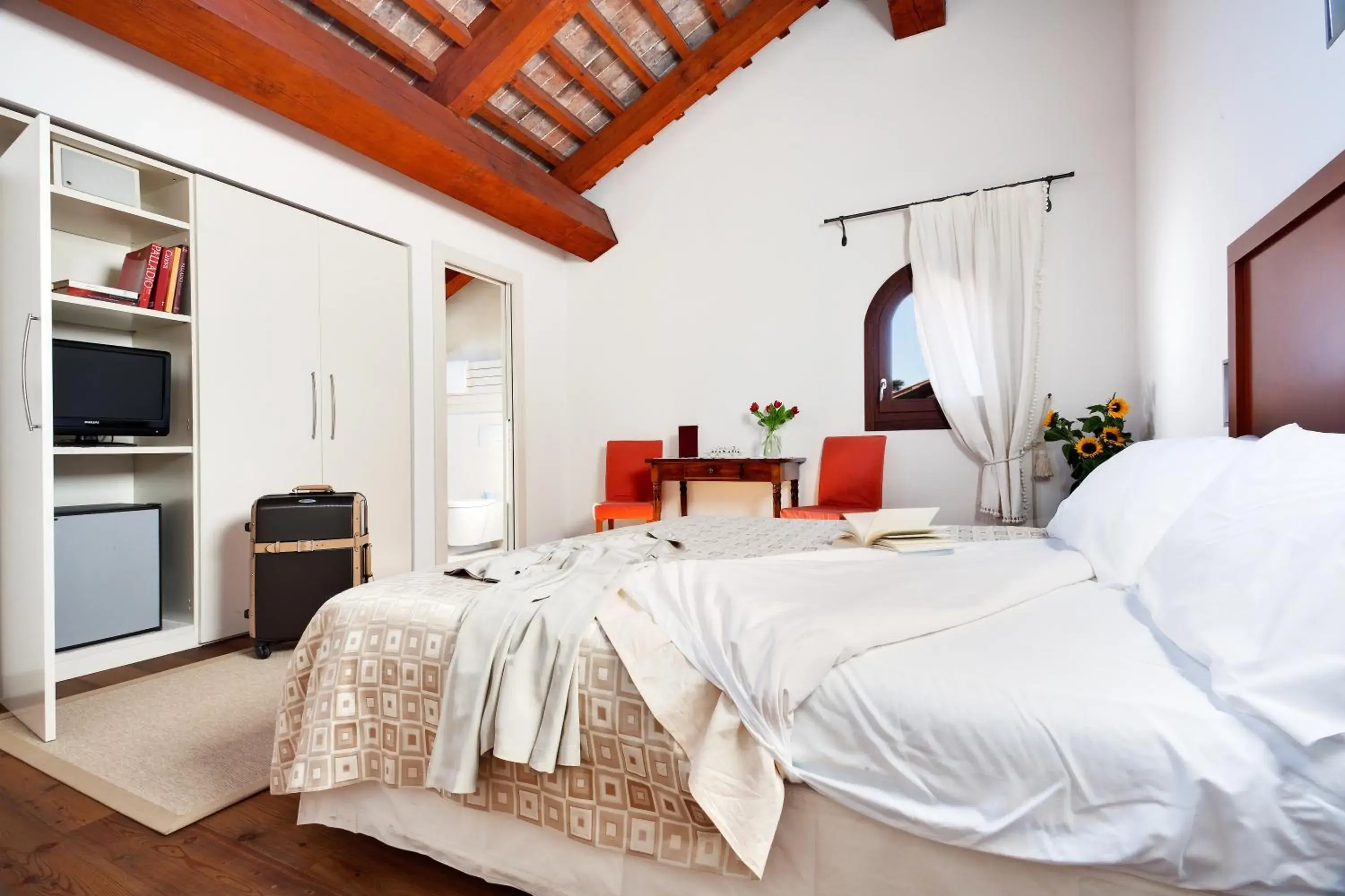 Double or Twin Room - Attic in Hotel Due Mori Double or Twin Room - Attic in Hotel Due Mori