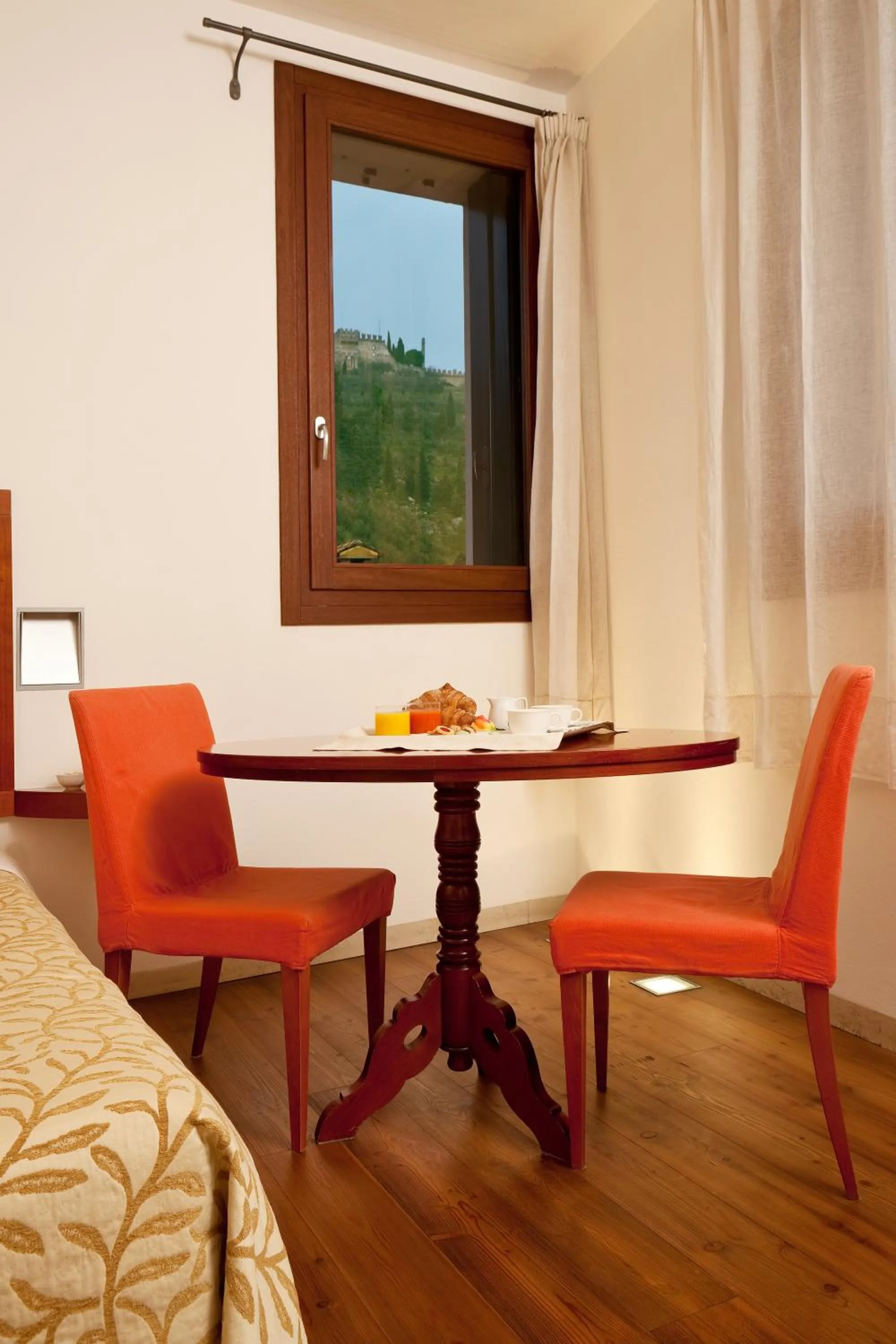 Day in Hotel Due Mori