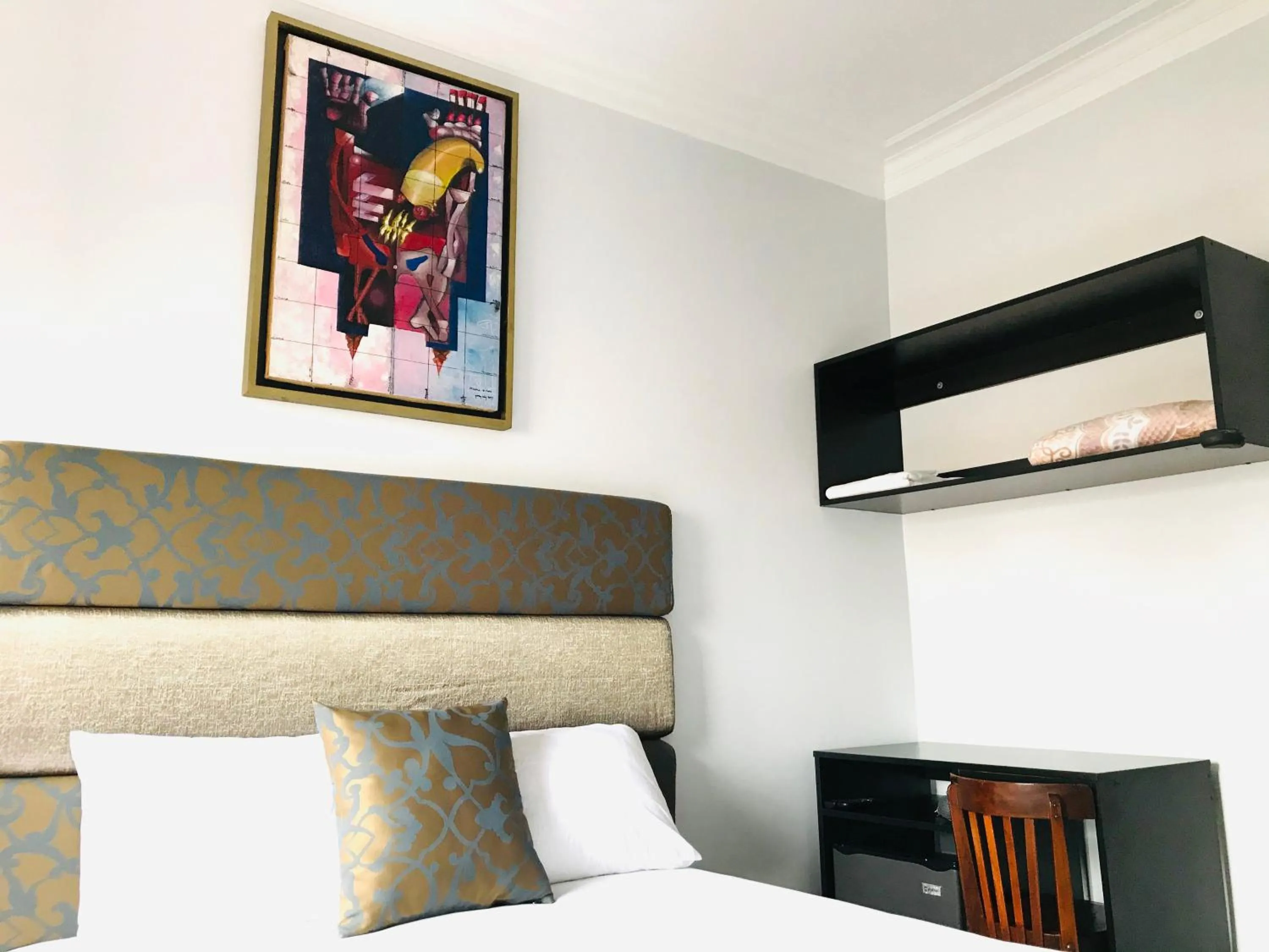 Decorative detail, Bed in Larq'a Park Rooms