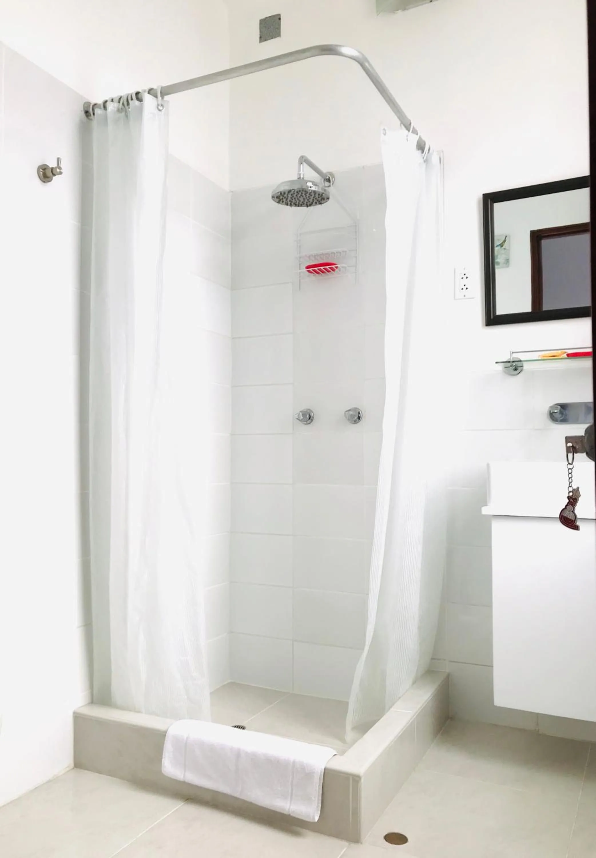 Bathroom in Larq'a Park Rooms