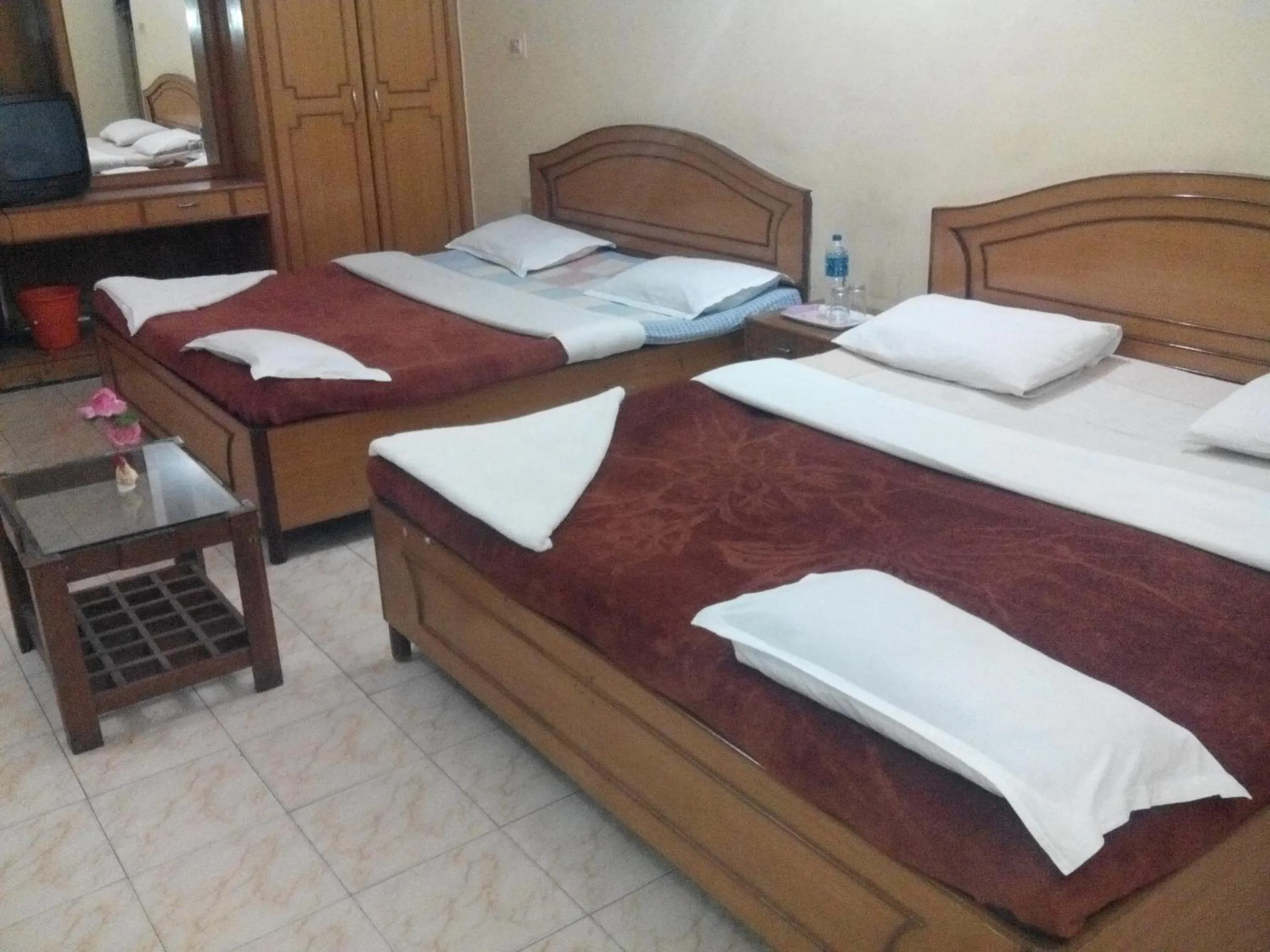 Photo of the whole room, Bed in Rainbow Cottages-Budget Friendly rooms