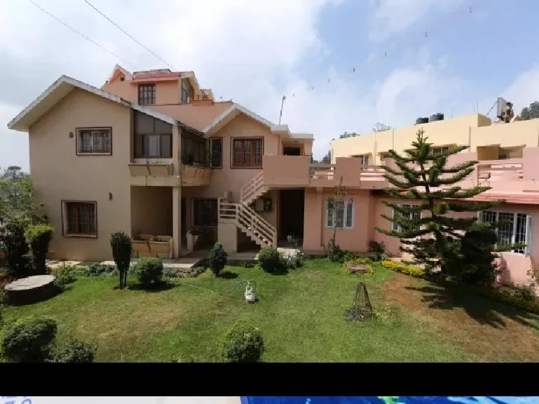 Garden in Rainbow Cottages-Budget Friendly rooms