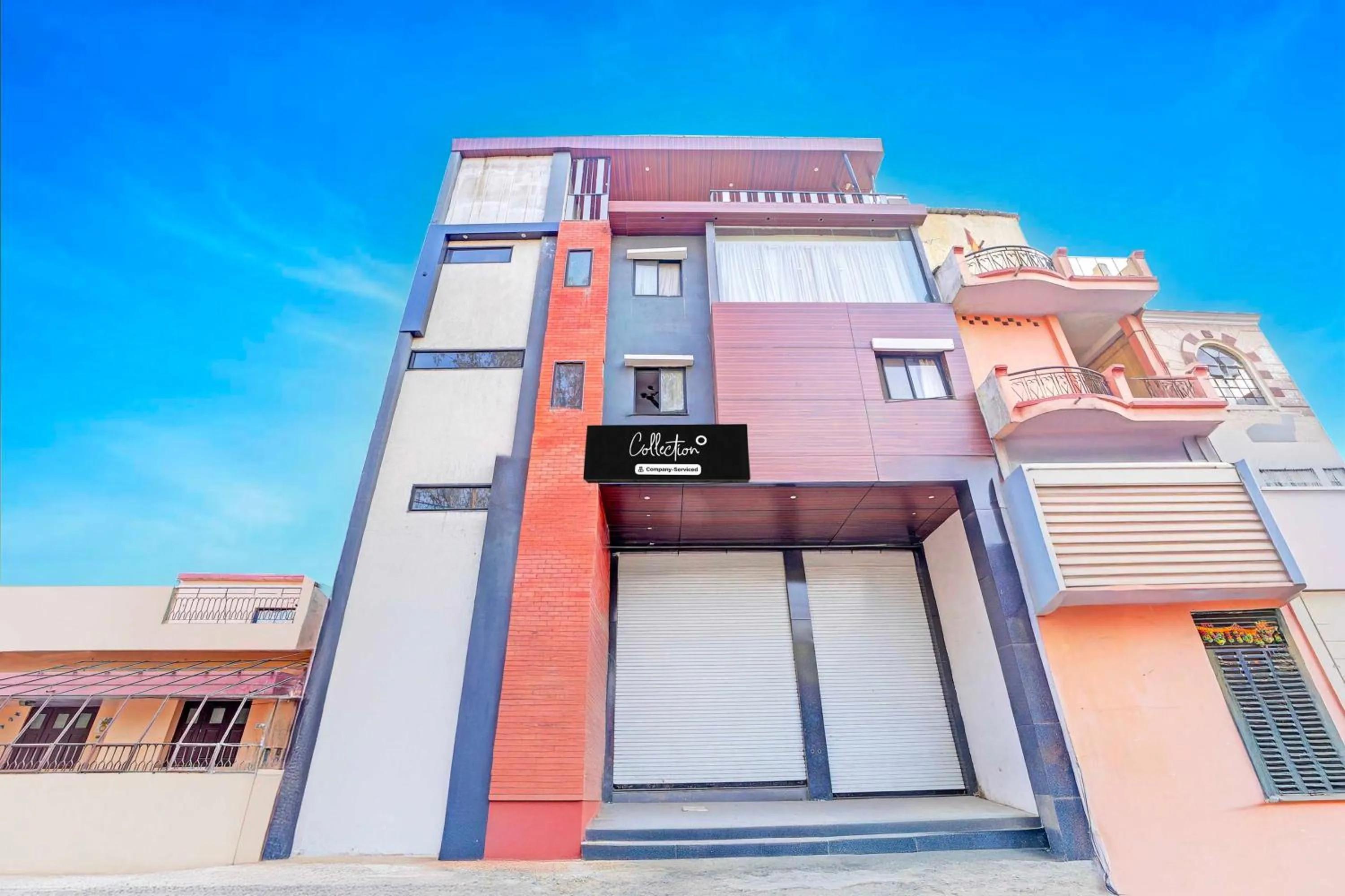 Facade/entrance in Collection O LIG Main Road Indore