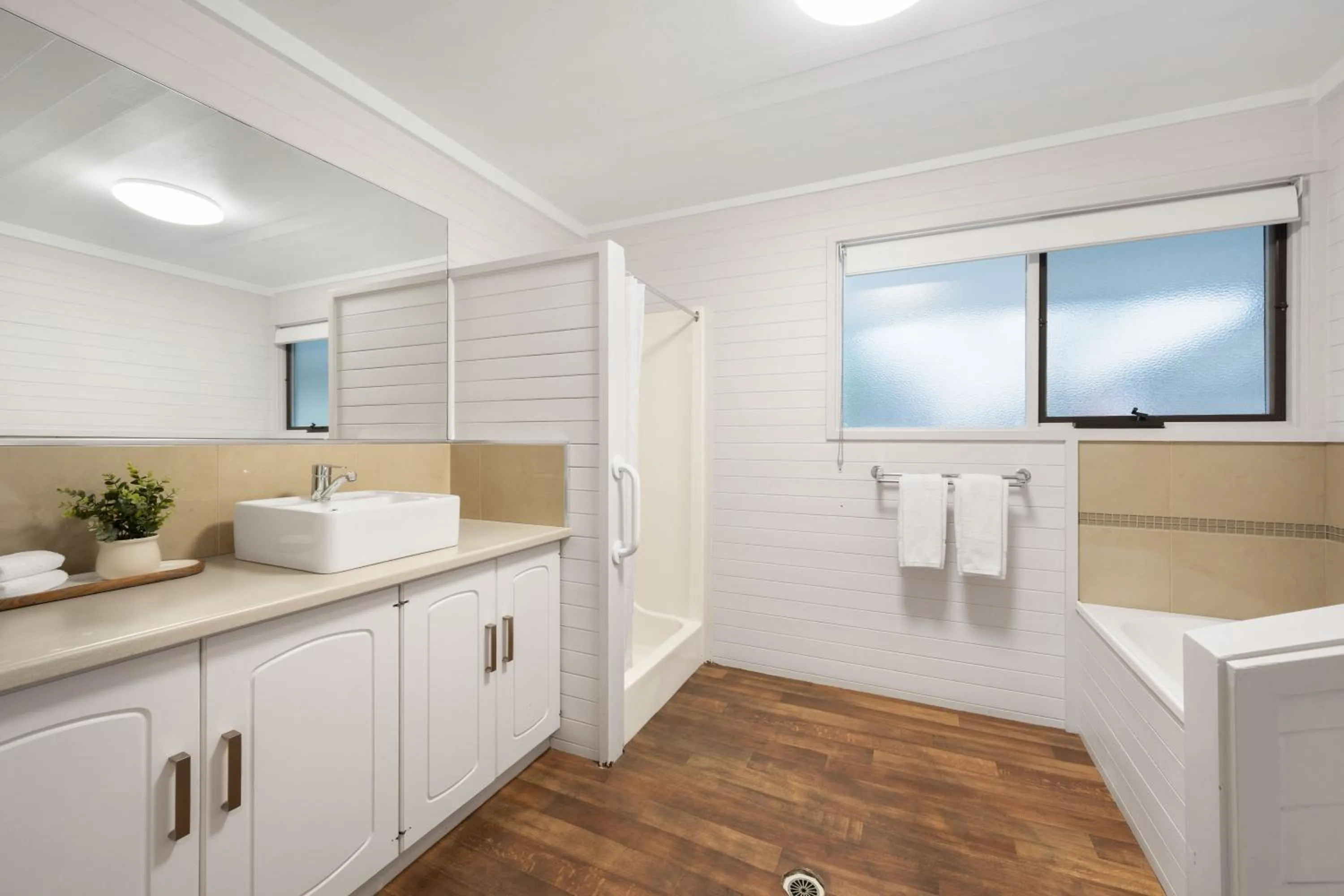 Bathroom in Bright Porepunkah Holiday Park