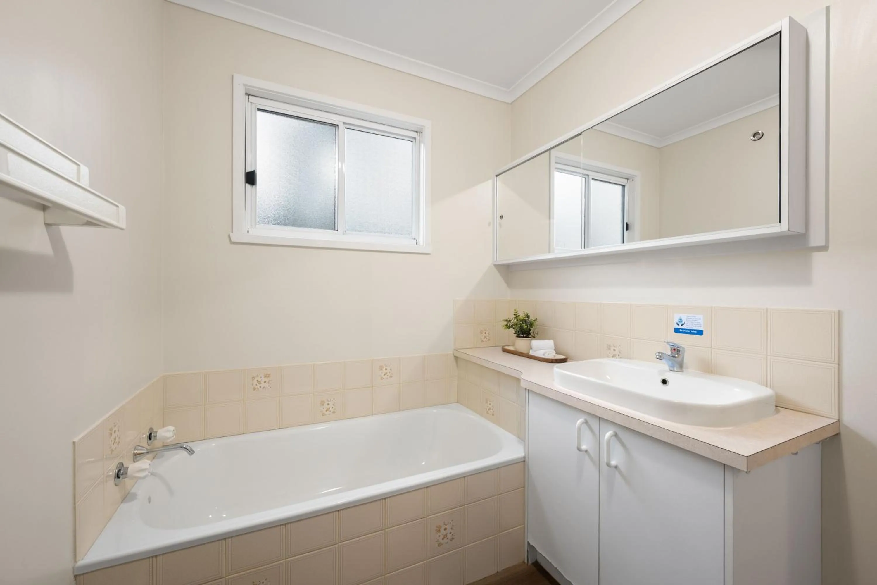 Bathroom in Bright Porepunkah Holiday Park