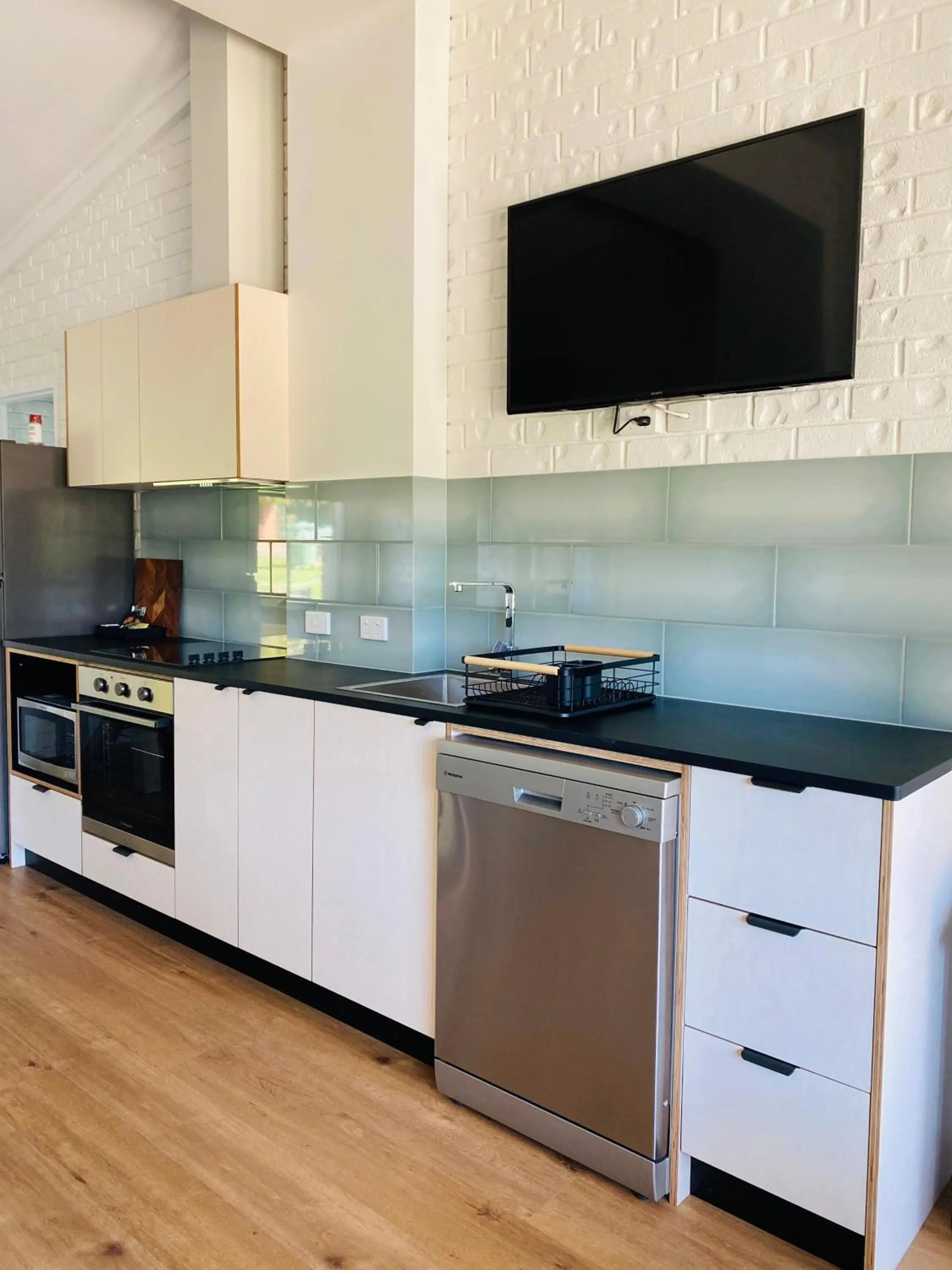 Kitchen or kitchenette in Bright Porepunkah Holiday Park