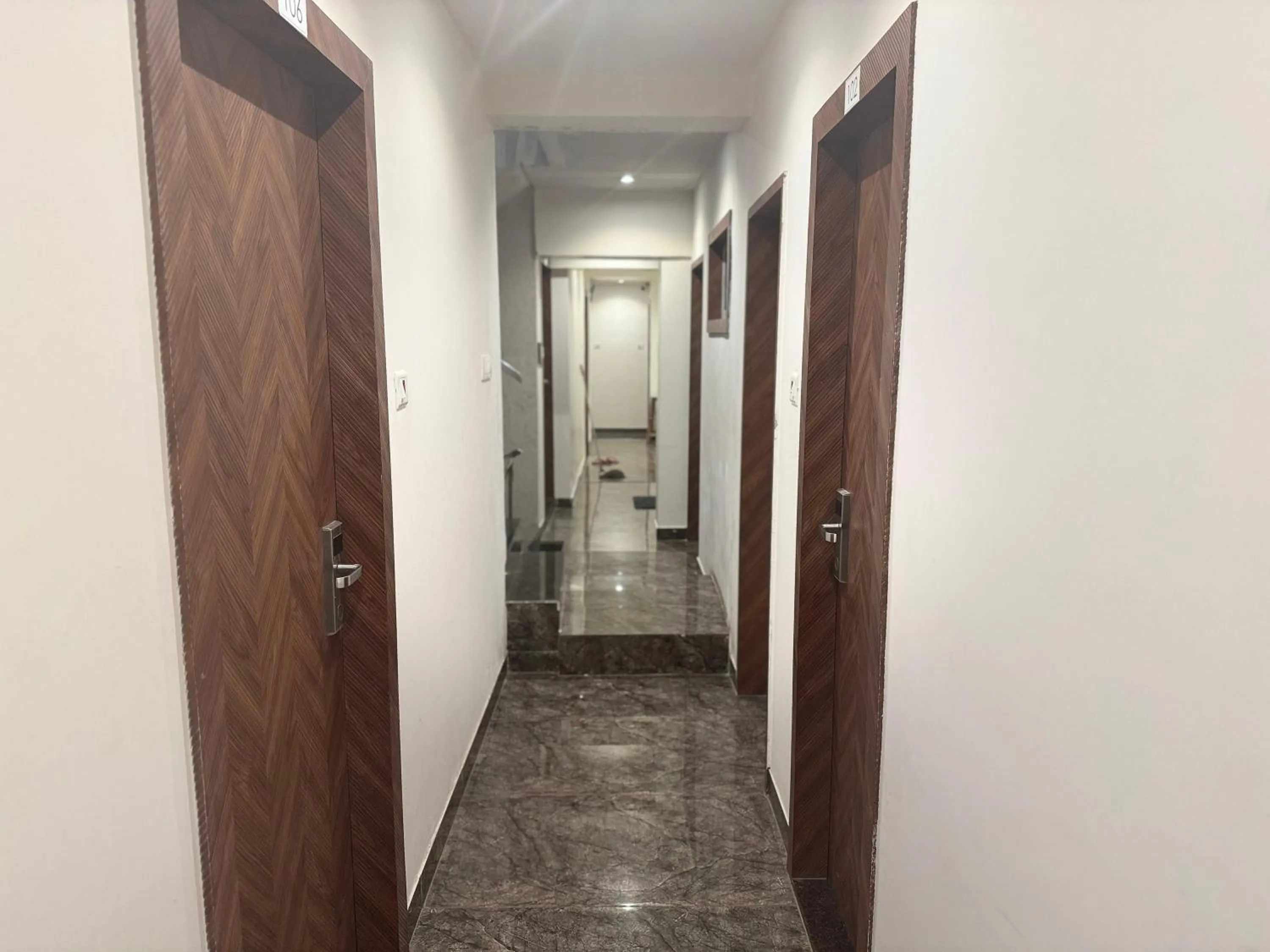 Lobby or reception in Hotel Sahara Residency