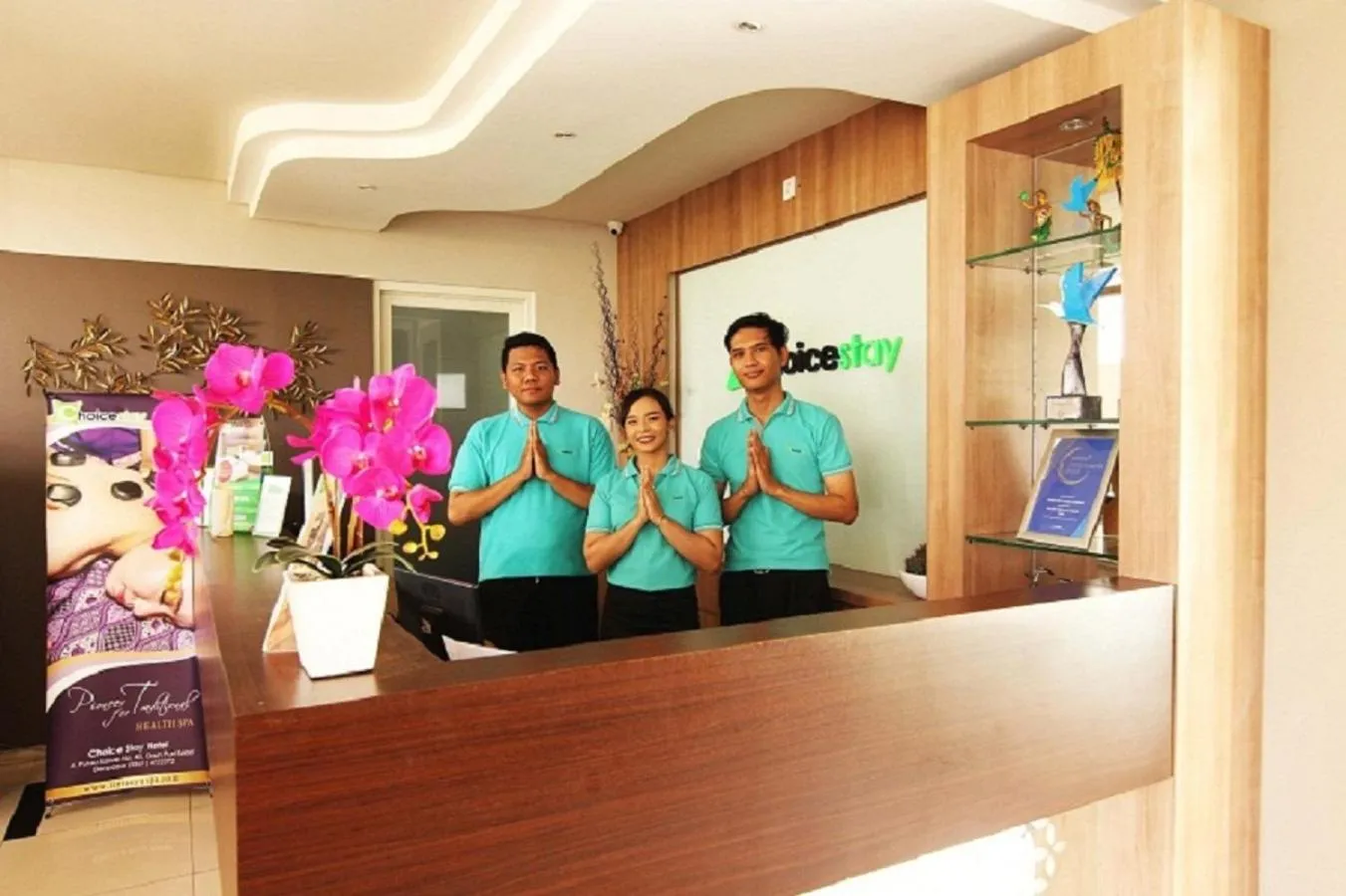 Staff in Choice Stay Hotel Denpasar