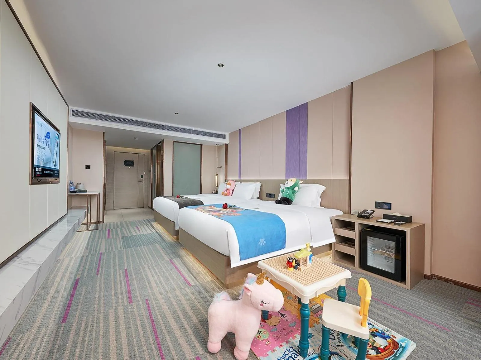 Bedroom, Bed in Lavande Hotels Guangzhou Panyu Hanxi Changlong Dashi Subway Station
