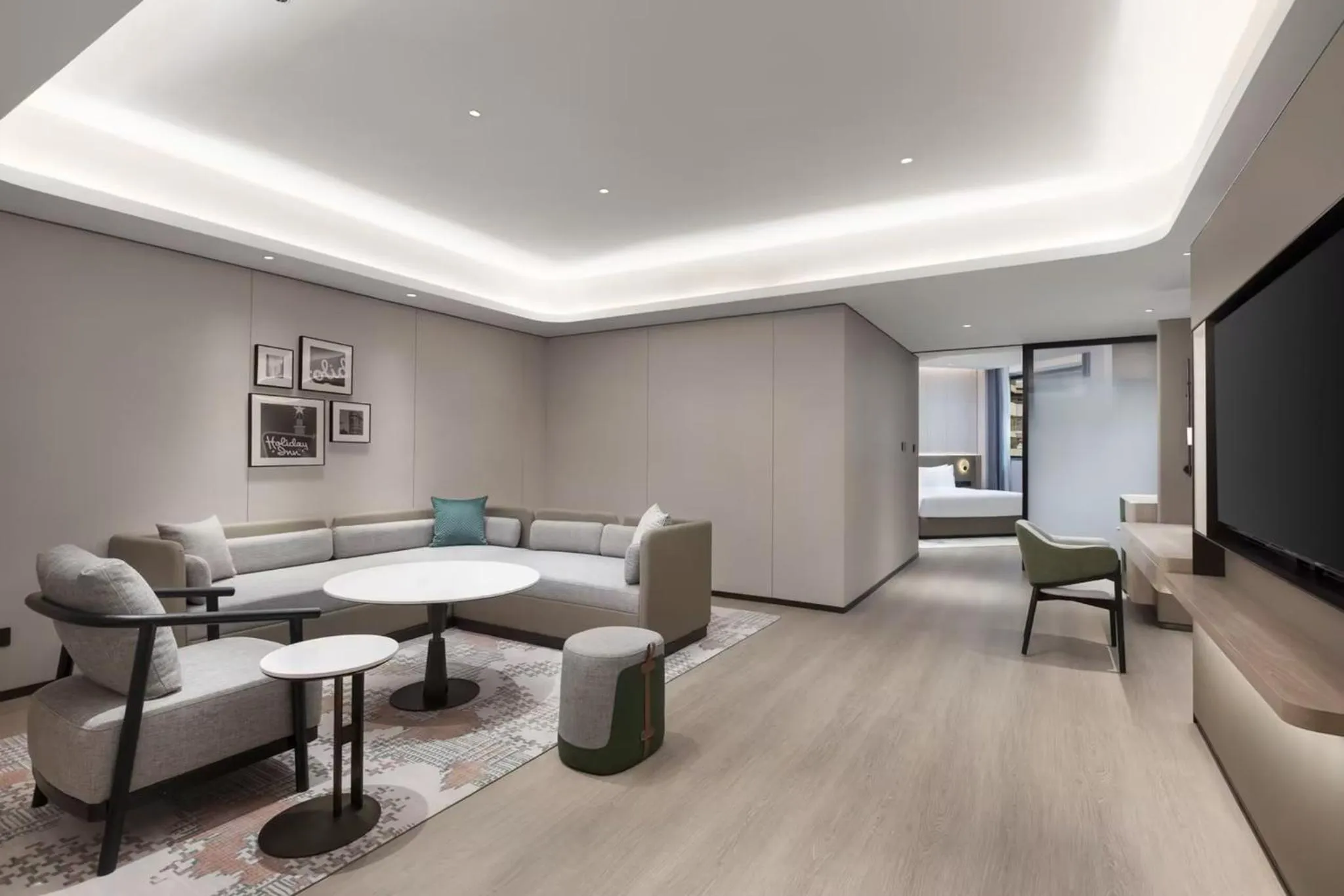 Photo of the whole room in Holiday Inn & Suites Shanghai Changfeng by IHG