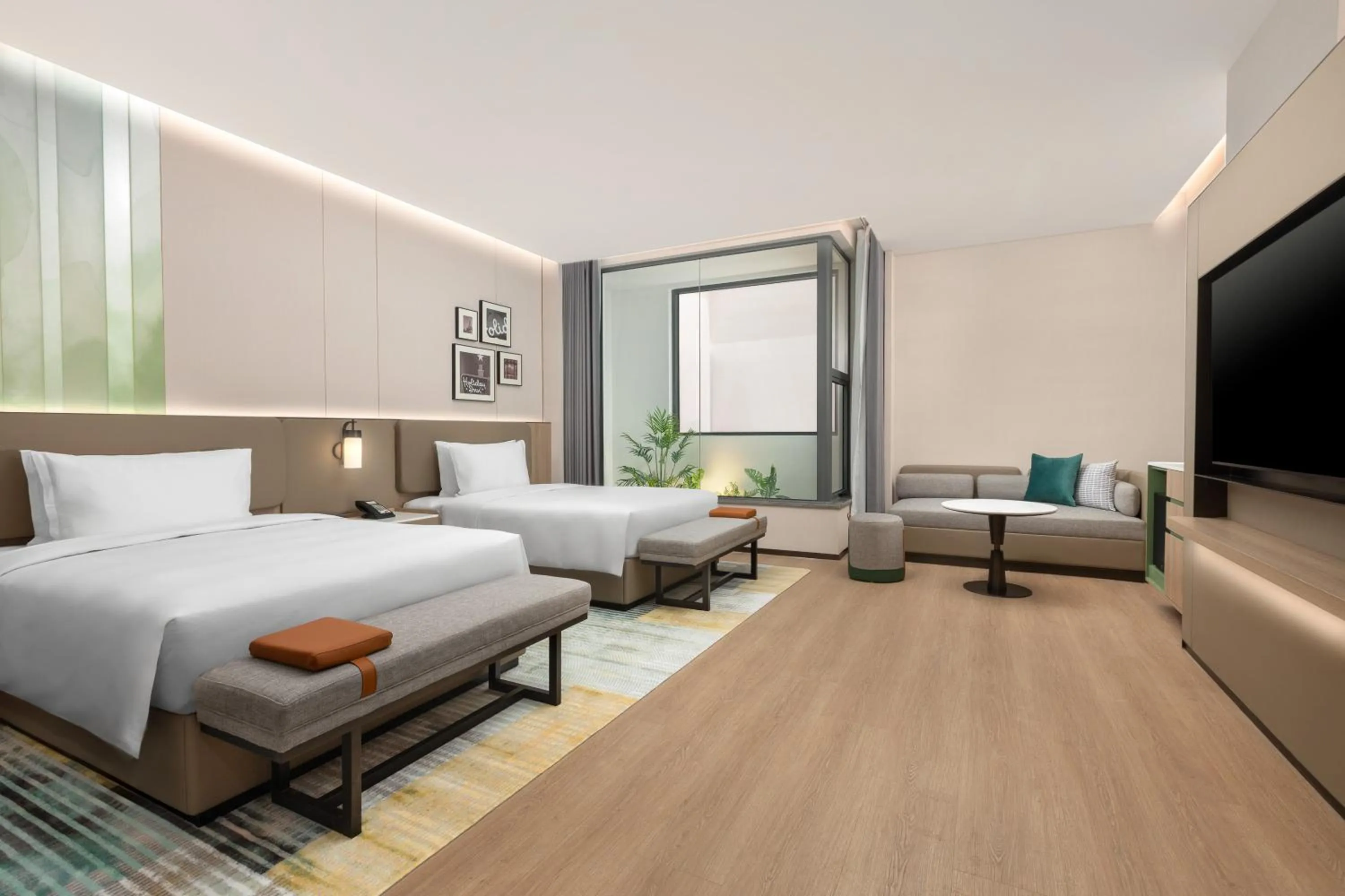 Bed in Holiday Inn & Suites Shanghai Changfeng by IHG