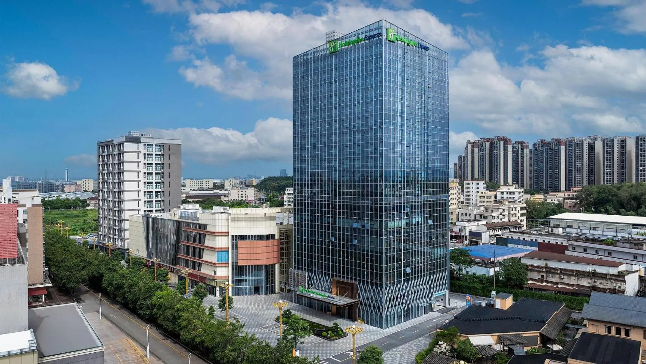 Property building in Holiday Inn Express Foshan Sanshui by IHG