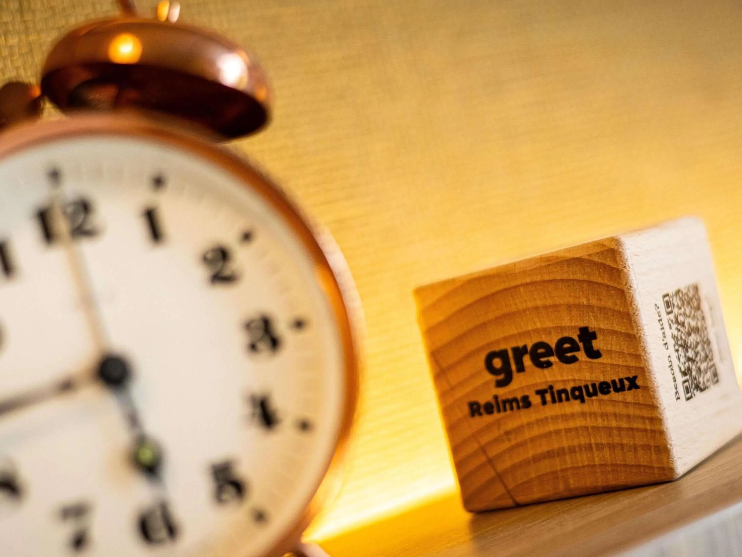Bedroom in greet Hotel Reims Tinqueux