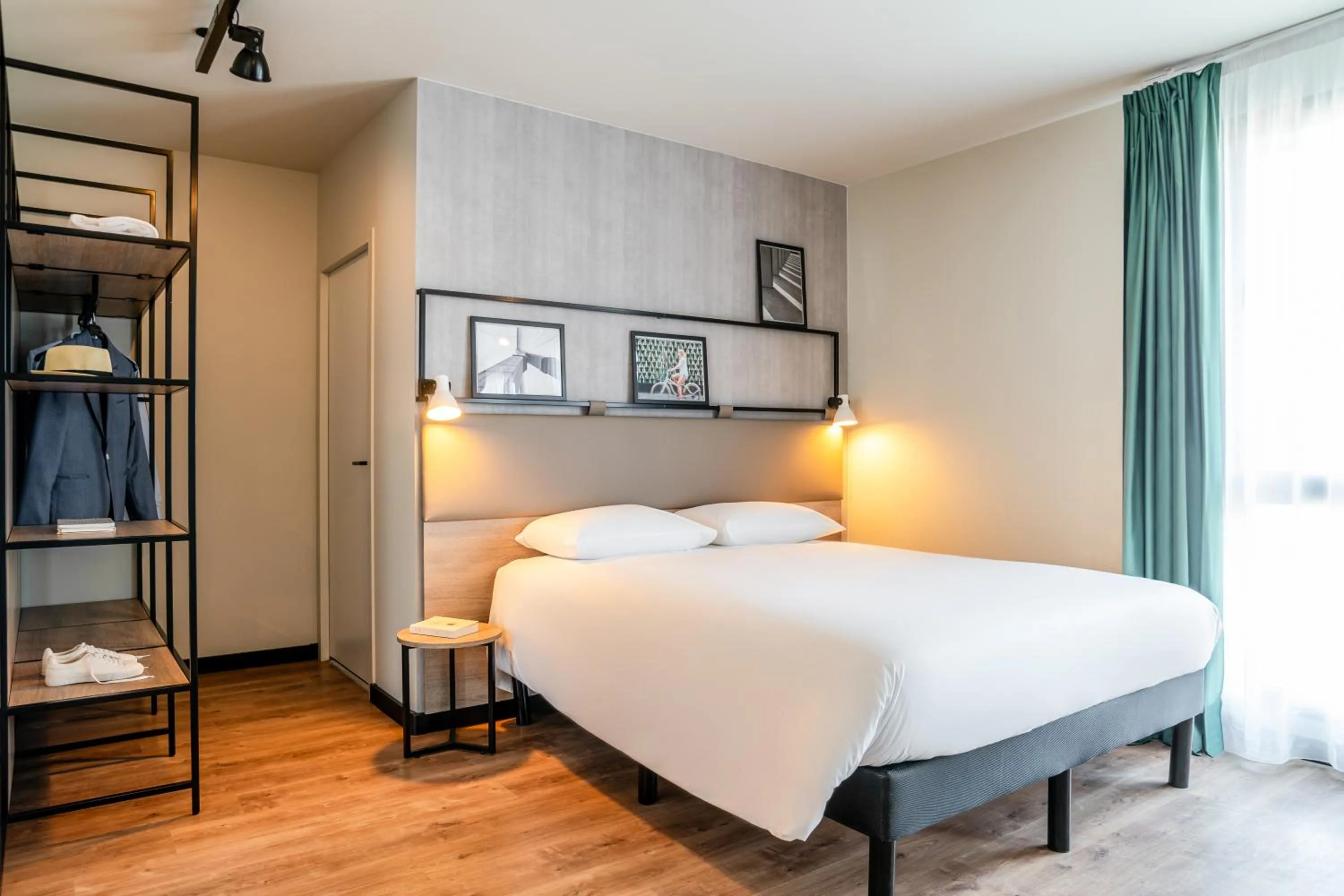 Bedroom, Bed in ibis Bordeaux Nord Carbon Blanc