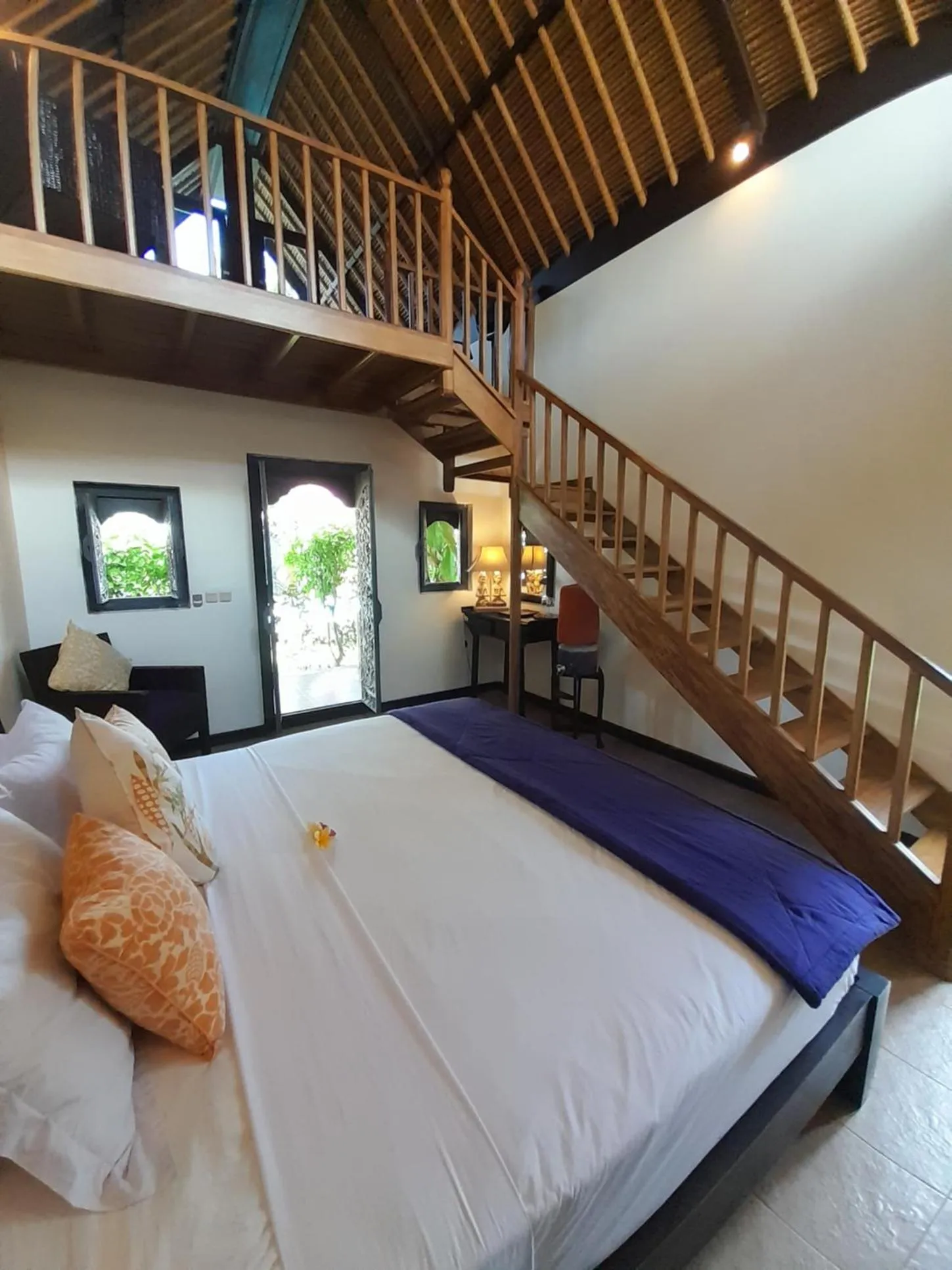 Bedroom, Bed in Life in Amed Beach Hotel