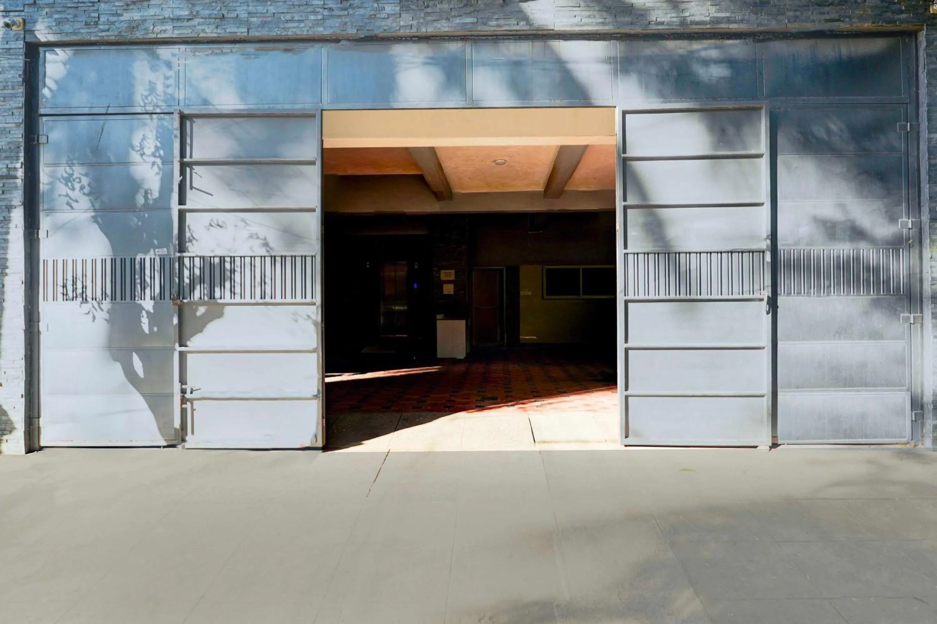 Facade/entrance in Hotel O Bangalore Elements Mall