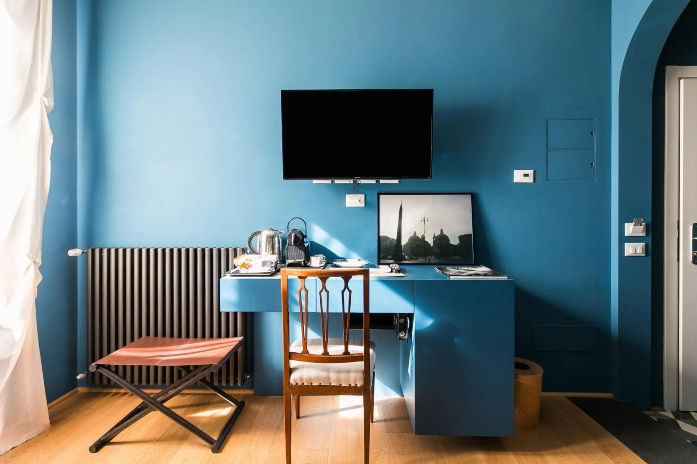 Seating area in Rarity Suites