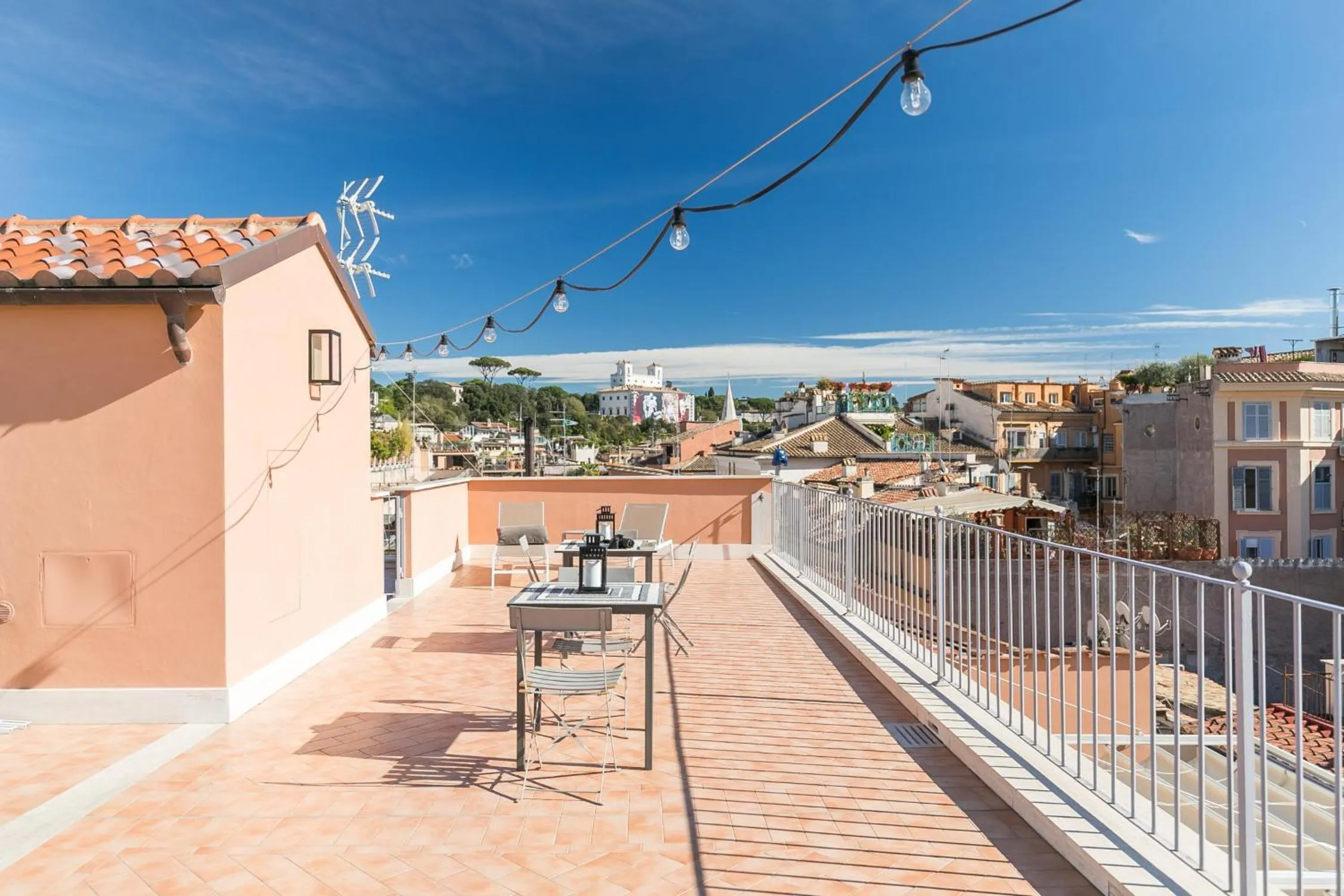 Day in Rarity Suites