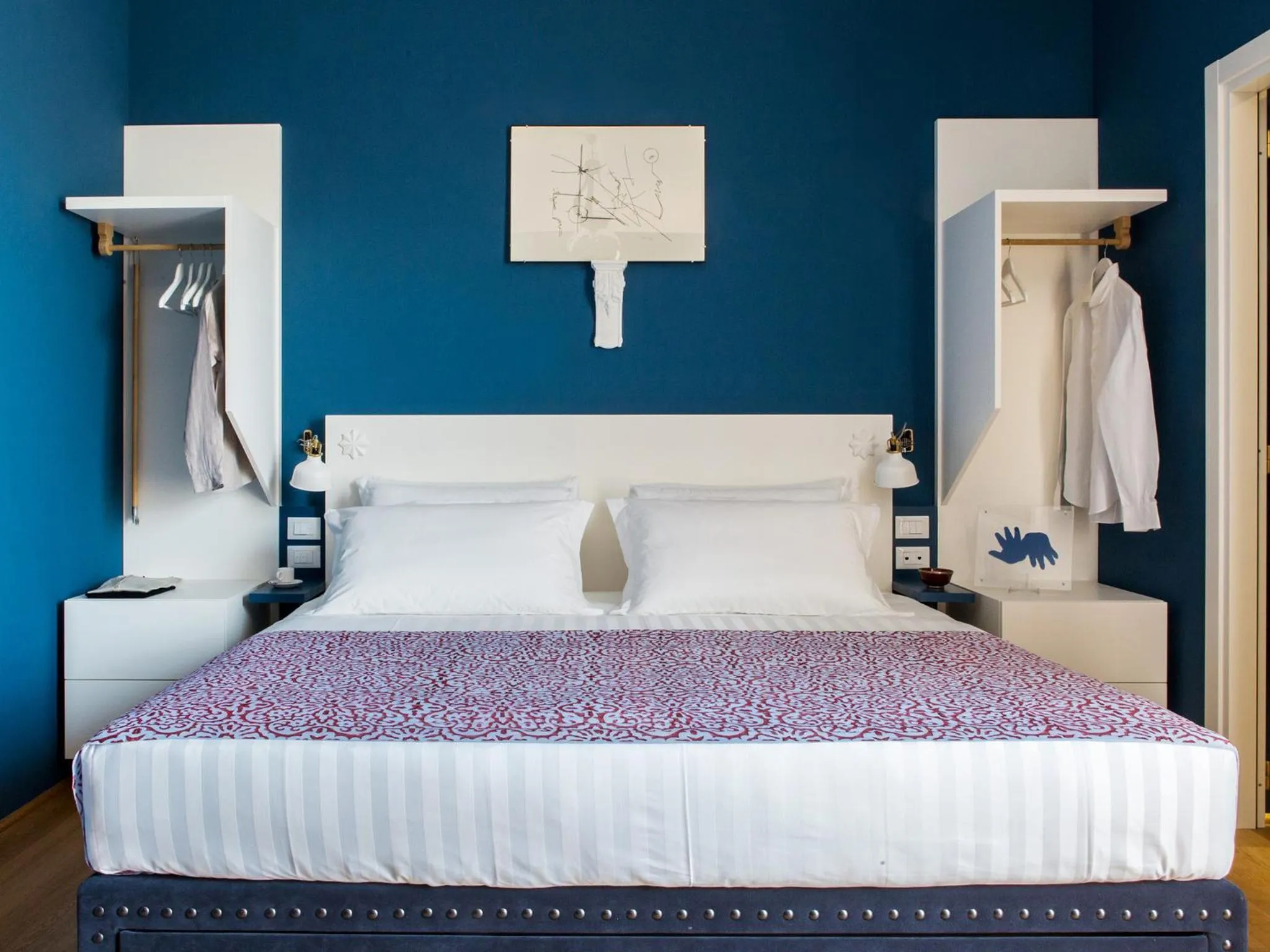 Bed in Rarity Suites