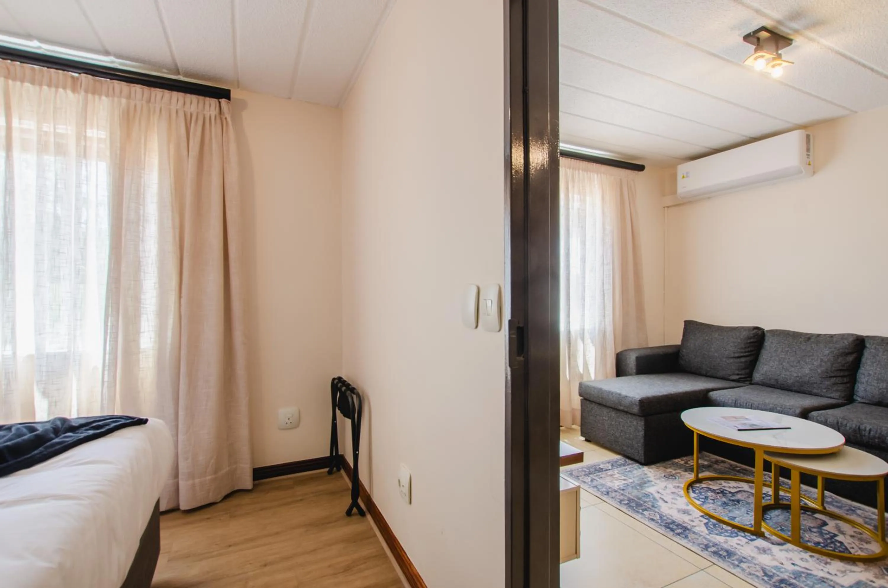 Photo of the whole room, Bed in Melrose Corner Self-Catering Hotel Apartments