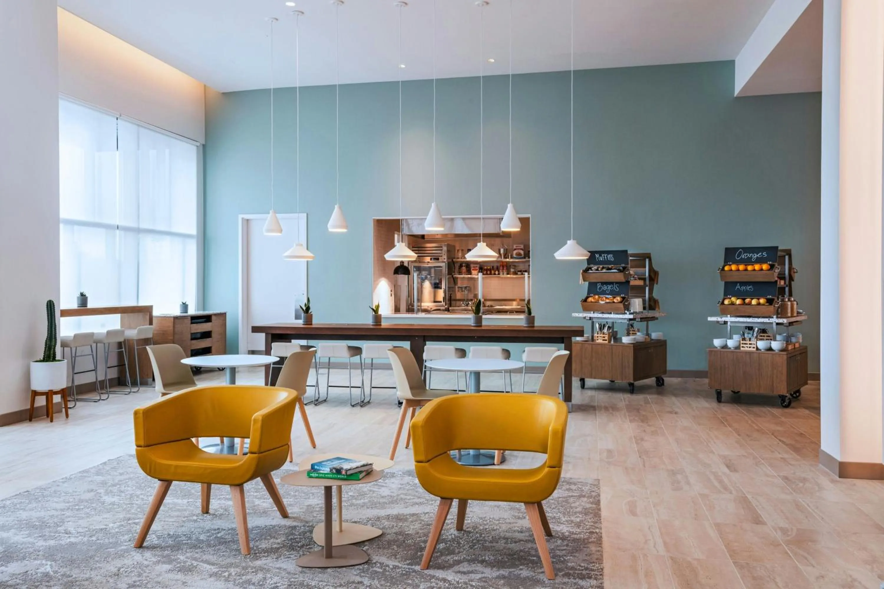 Breakfast in Element Phoenix North Norterra