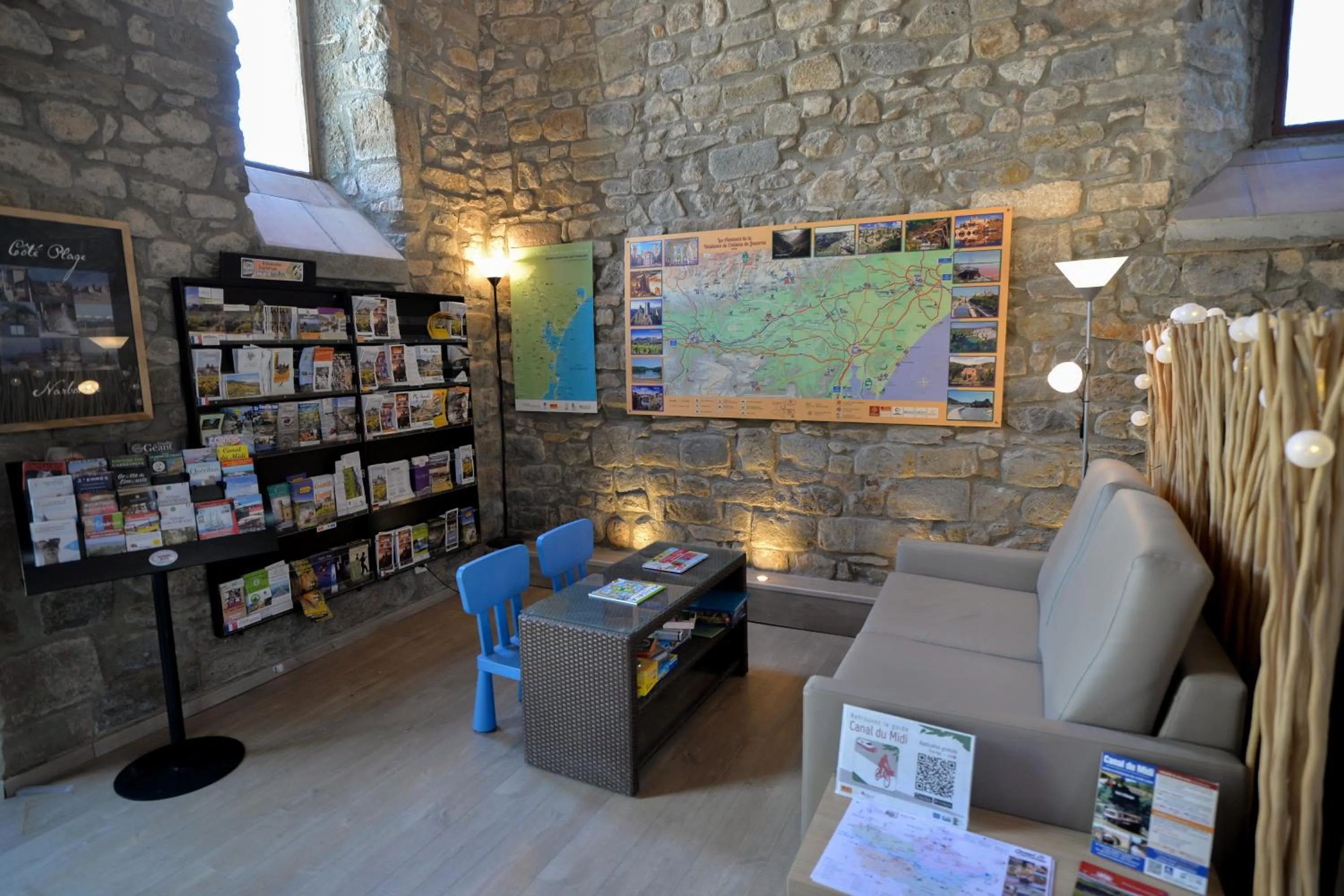 Lobby or reception in La Résidence du Château de Jouarres