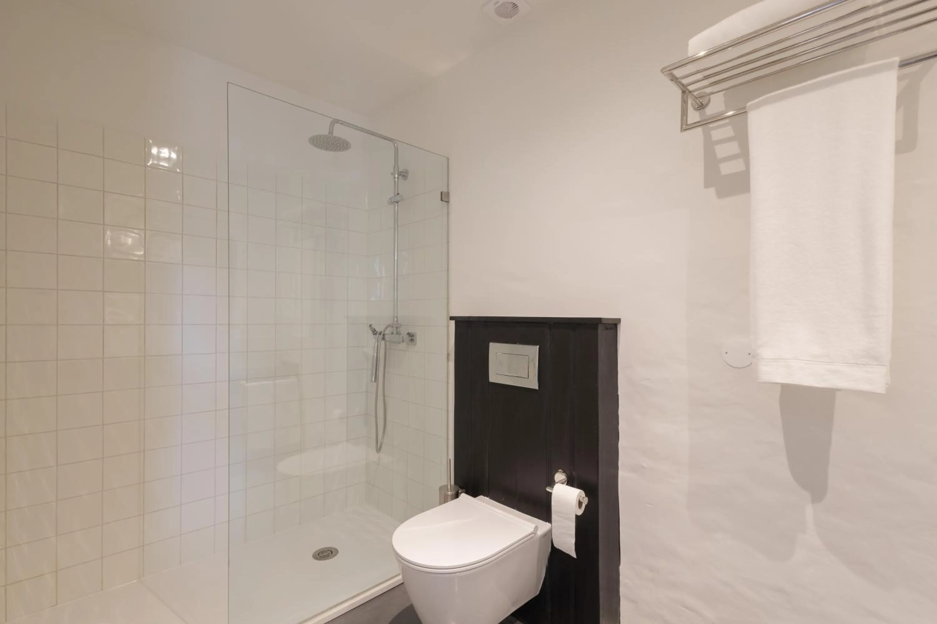 Toilet in CasaNova Farmhouse