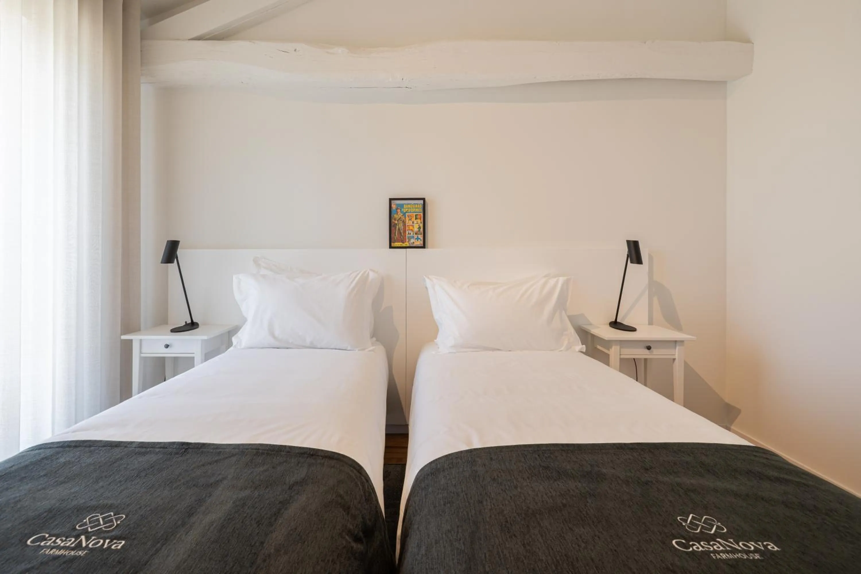 Bed in CasaNova Farmhouse