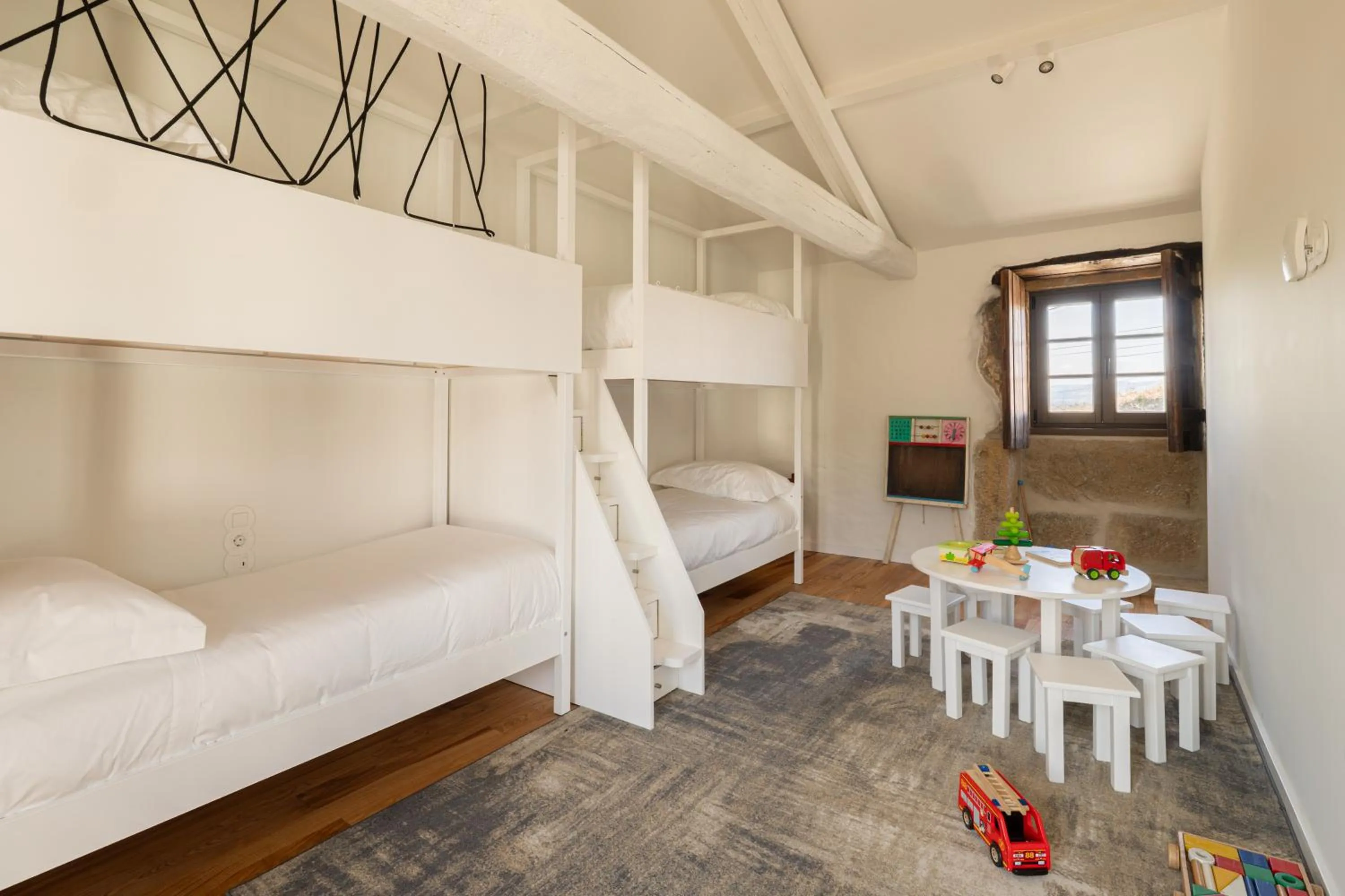 Bed in CasaNova Farmhouse