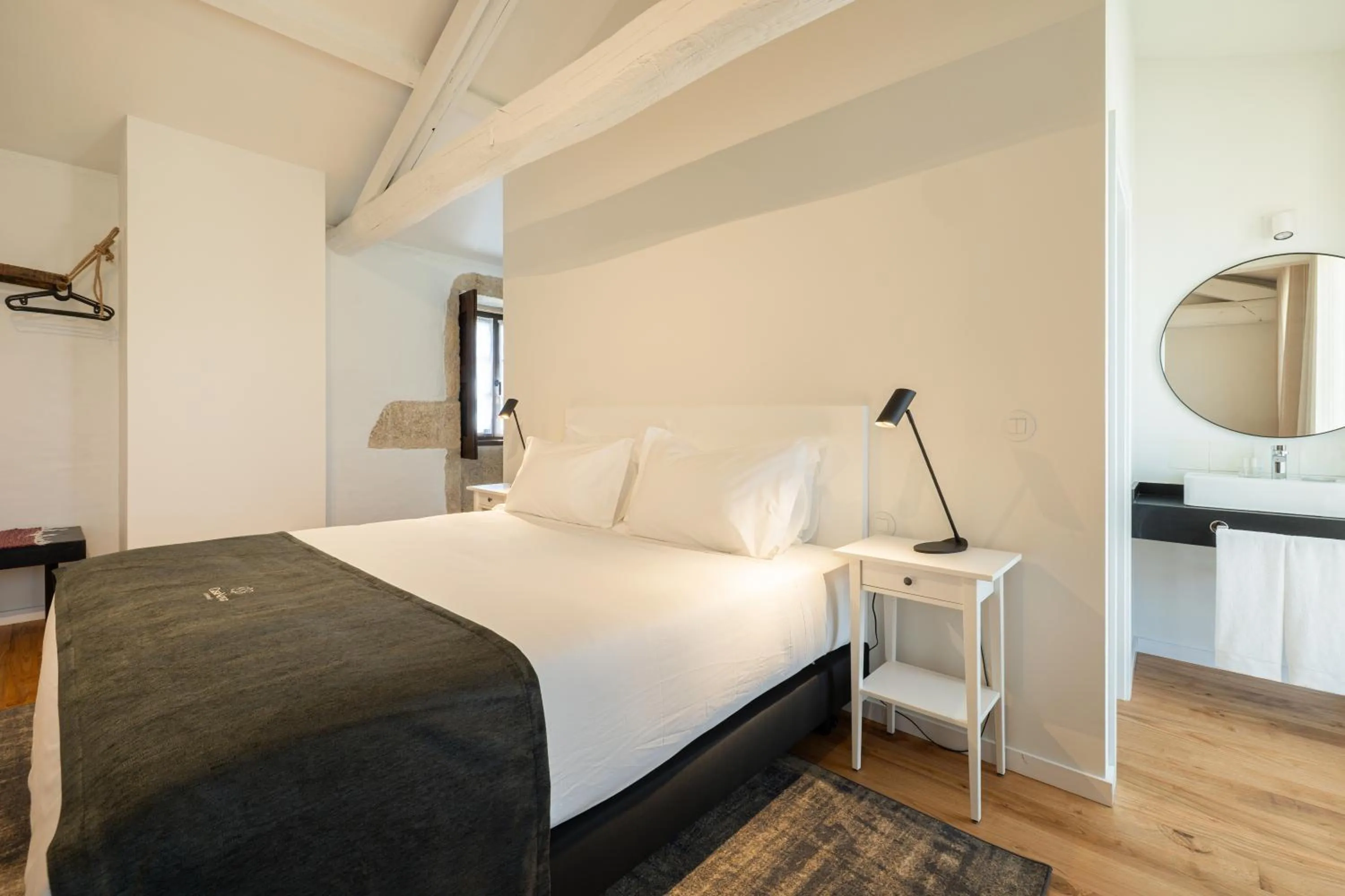 Bed in CasaNova Farmhouse